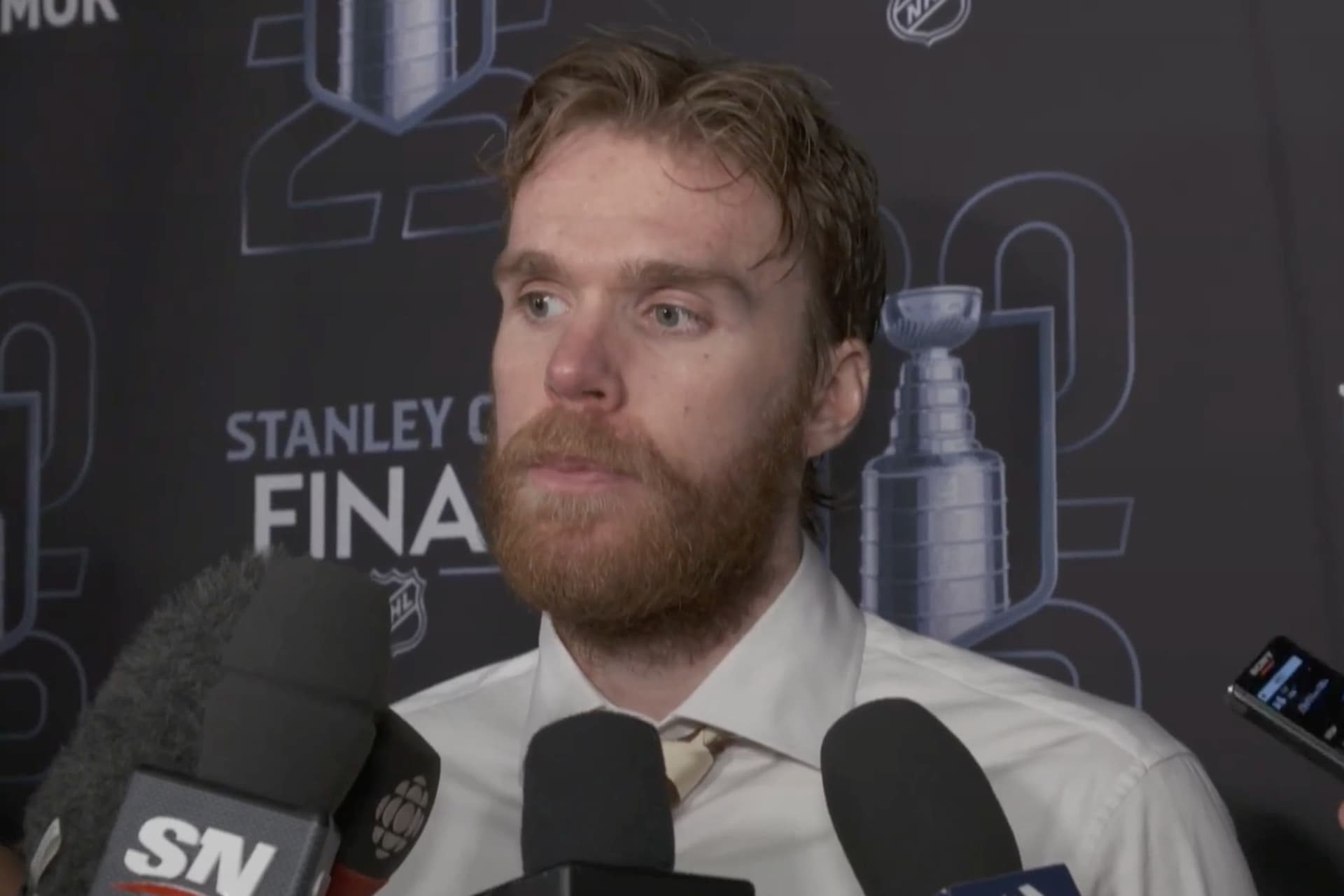 https://images.dailyhive.com/20250617211520/Oilers-McDavid-18.jpg