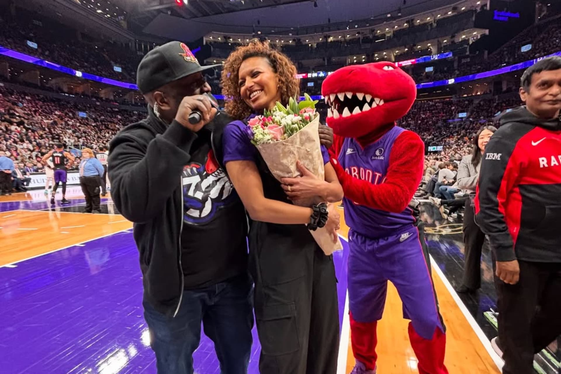 https://images.dailyhive.com/20250619113321/mlse-hosts.jpg