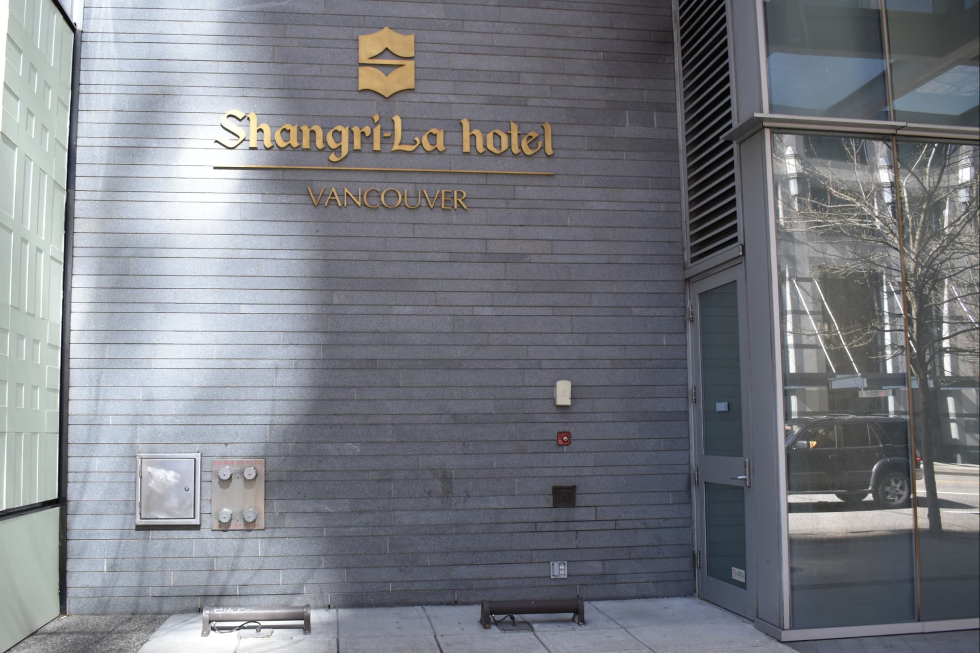 밴쿠버 다운타운의 상징, Shangri-La 호텔의 갑작스러운 퇴장-이미지