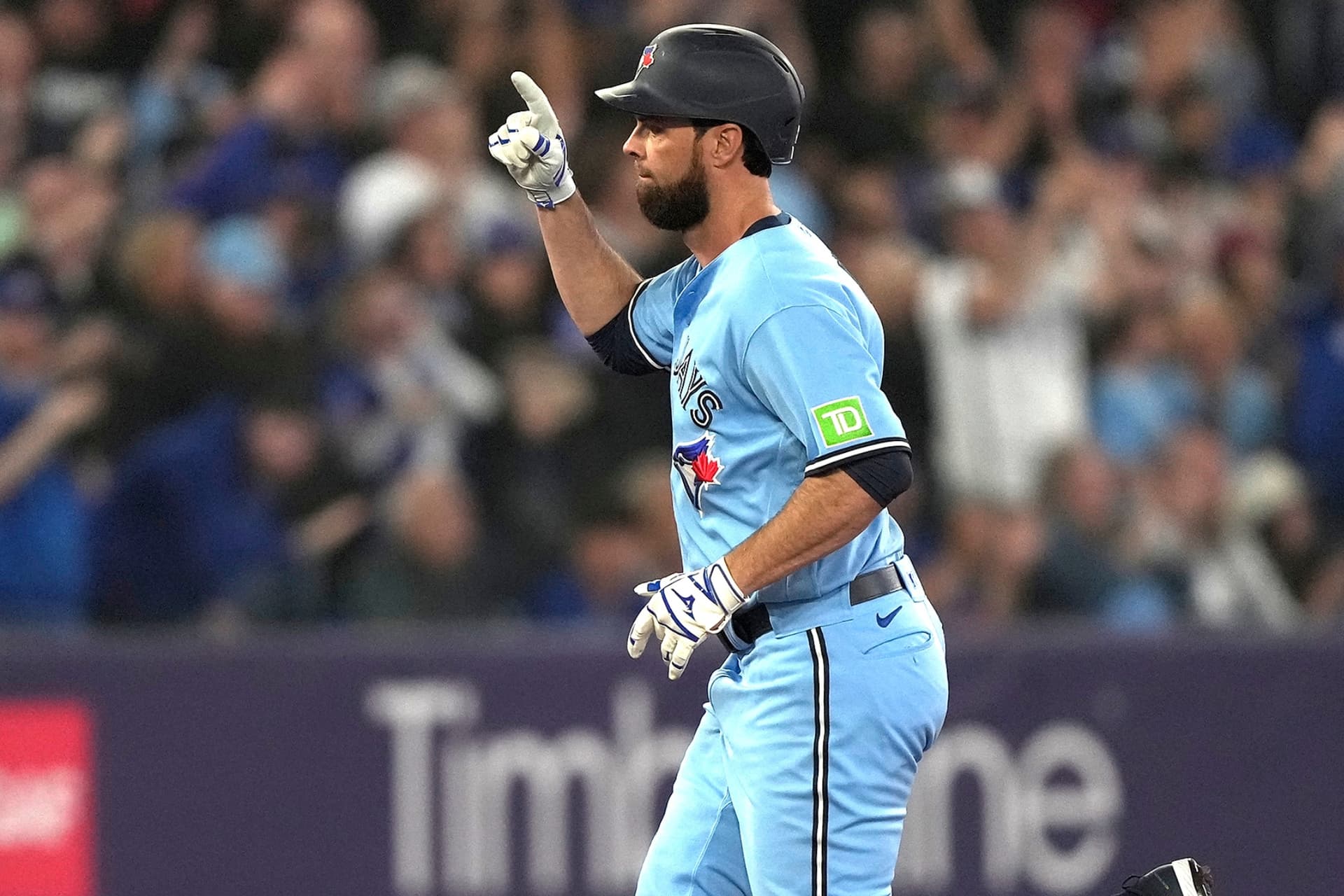 Brandon Belt, 토론토 블루제이스의 붐박스를 지키기 위해 팬에게 큰 금액을 지불한 사연-이미지