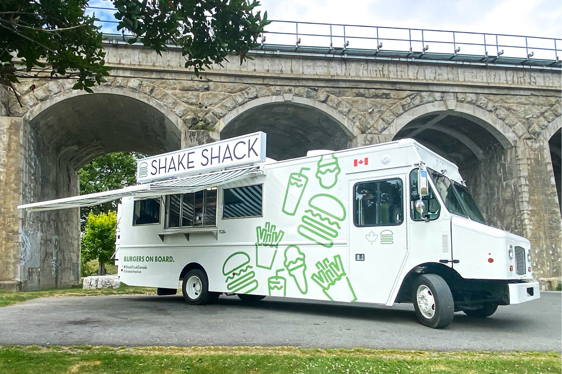 Shake Shack, 이번 여름 온타리오 전역을 누비는 첫 캐나다 푸드 트럭 출격!-이미지