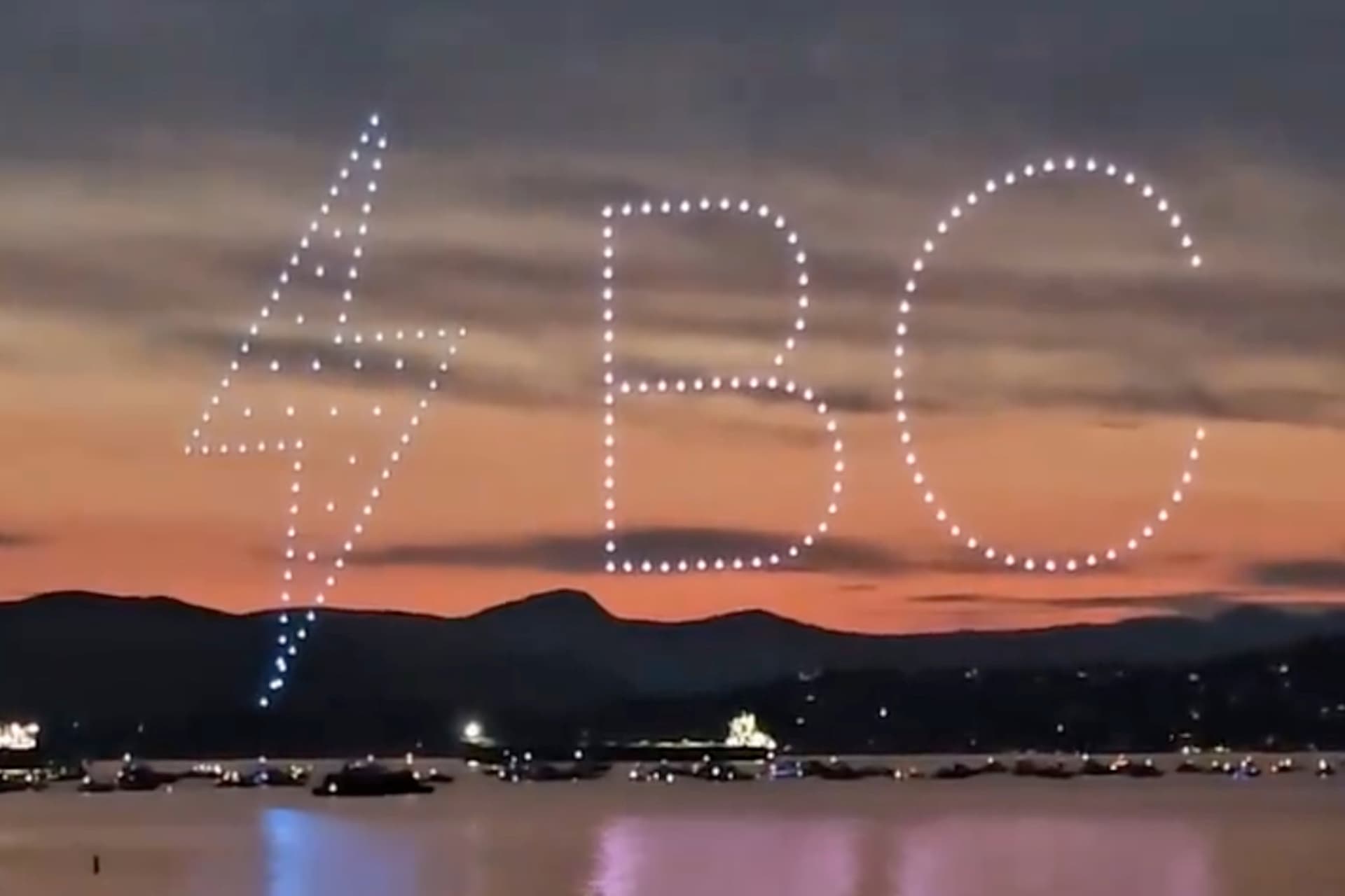 2025 Honda Celebration of Light, 밤하늘을 수놓을 400대의 드론 쇼!-이미지