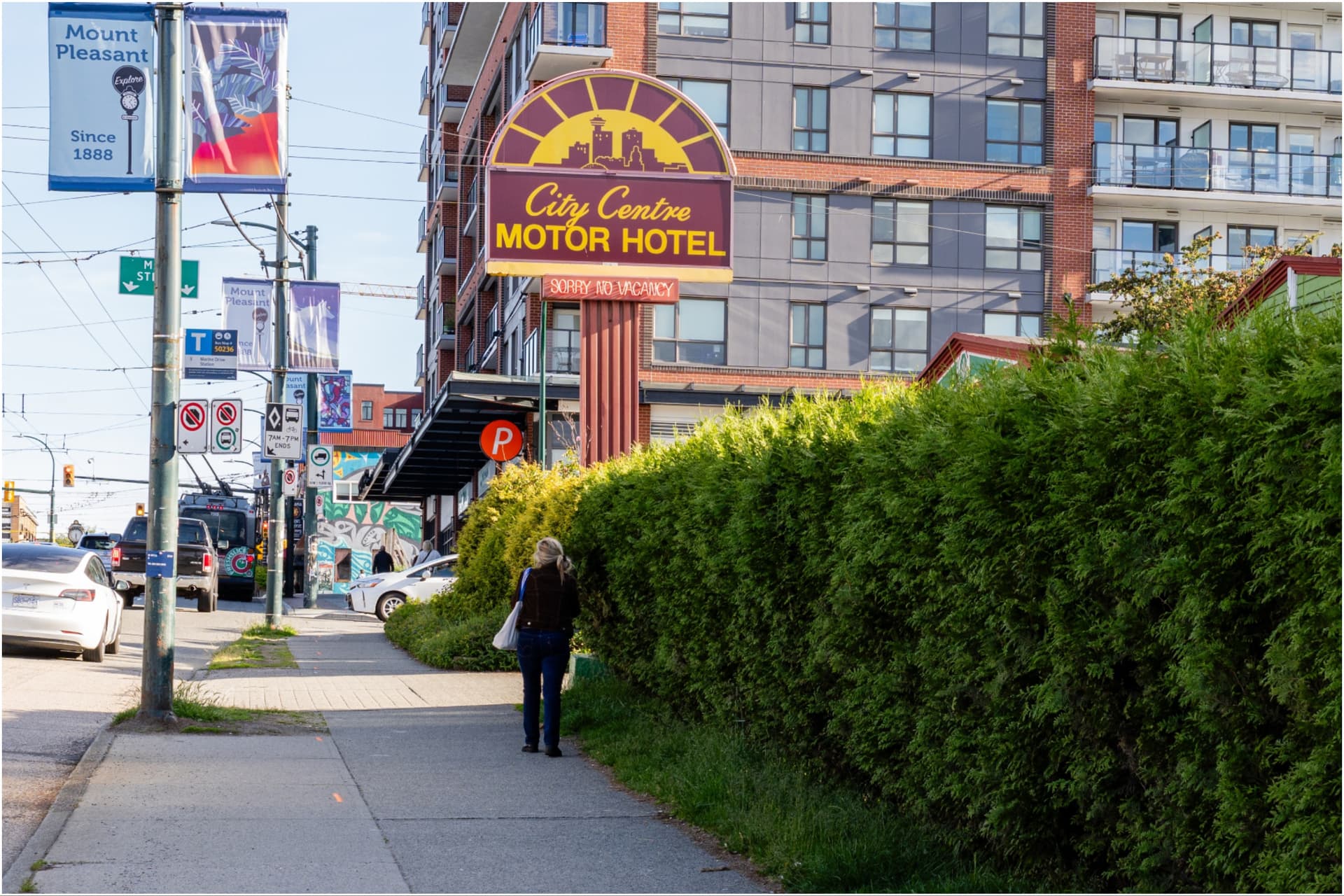 https://images.dailyhive.com/20250715104448/vancouver-smells.jpg