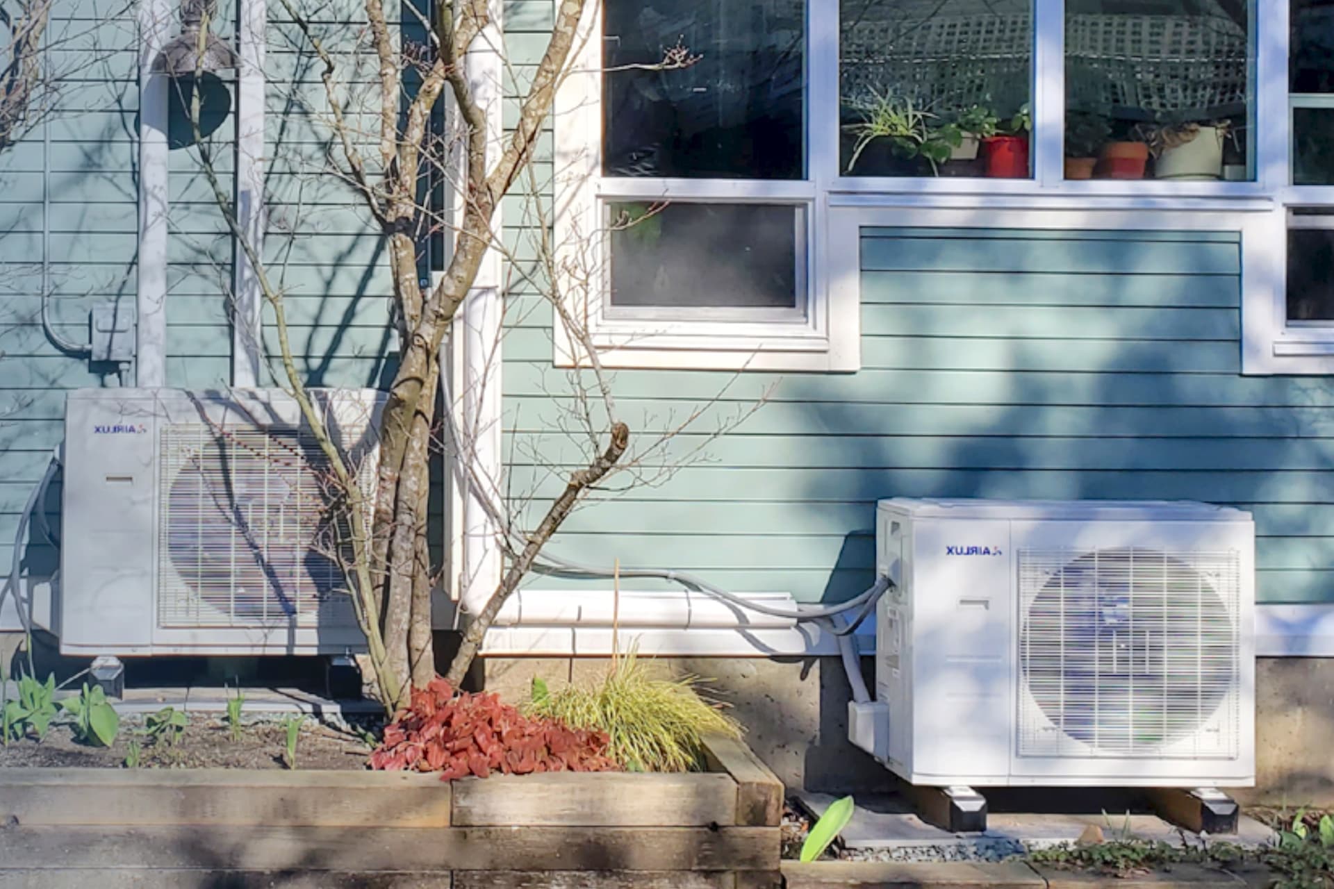 https://images.dailyhive.com/20250715125319/heat-pump-vancouver-f.jpg