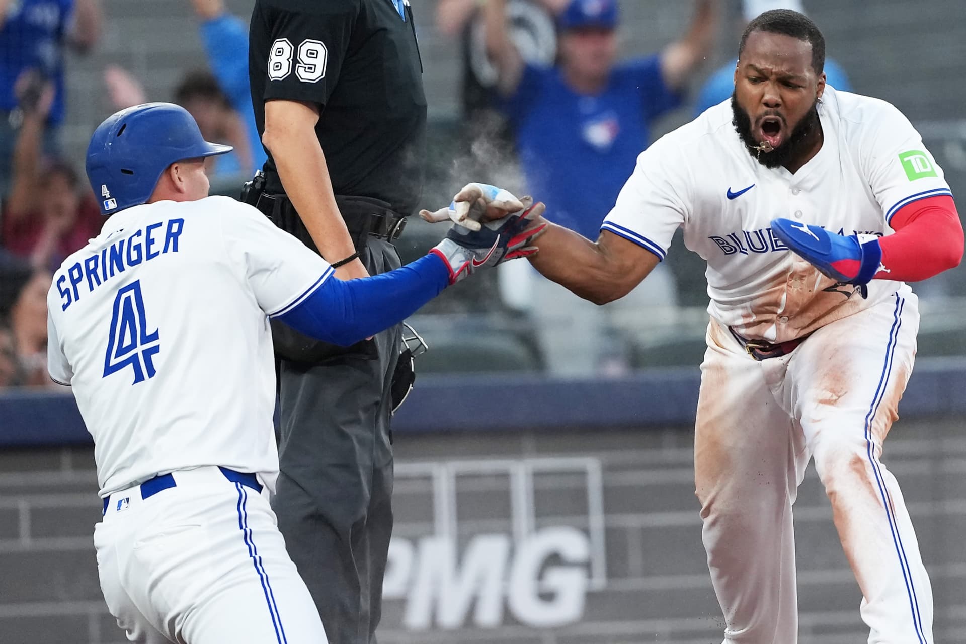 Toronto Blue Jays 대 New York Yankees 시리즈, 티켓 가격 급등 중!-이미지