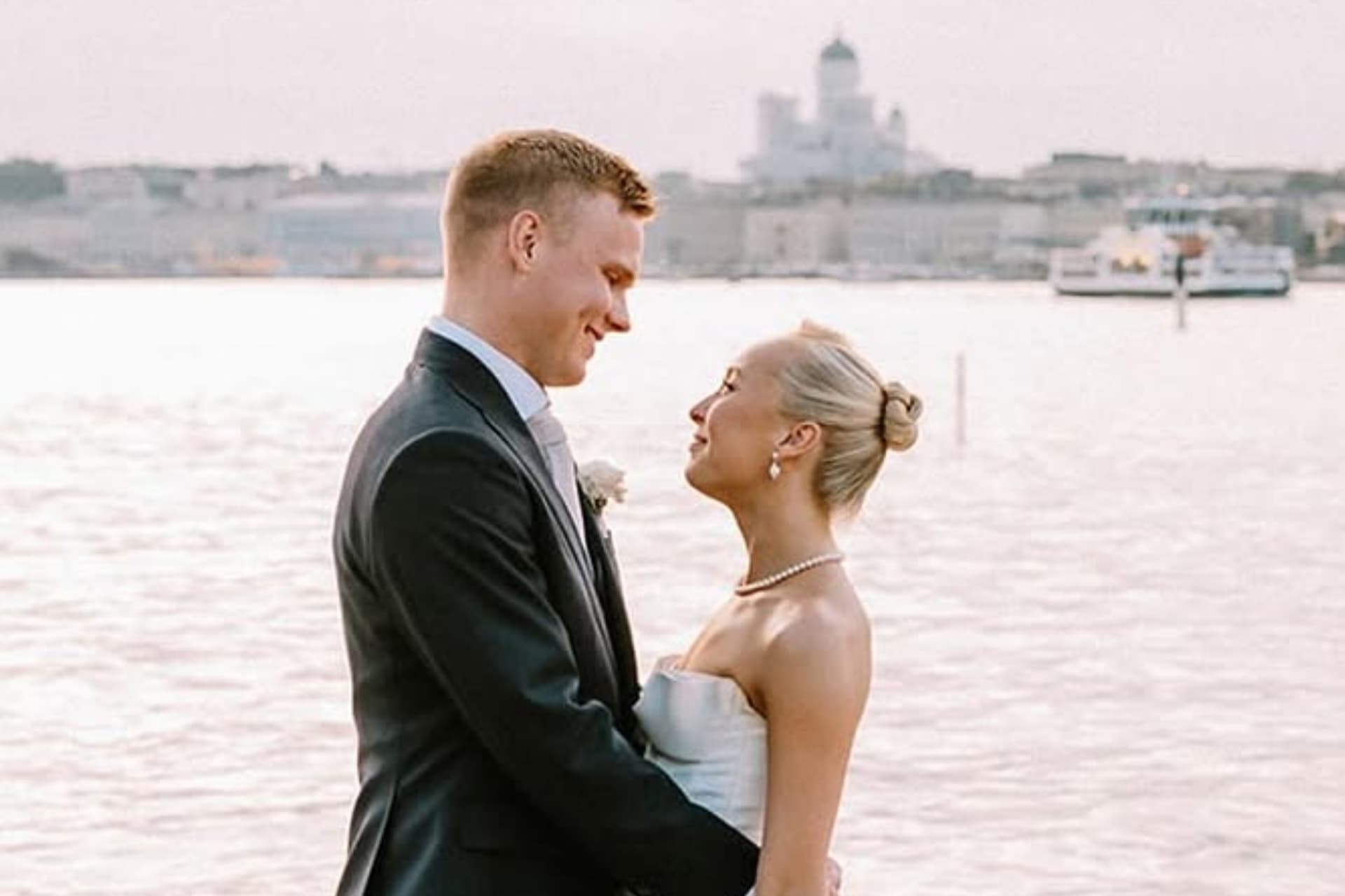 https://images.dailyhive.com/20250727150711/Juolevi-Canucks-1.jpg