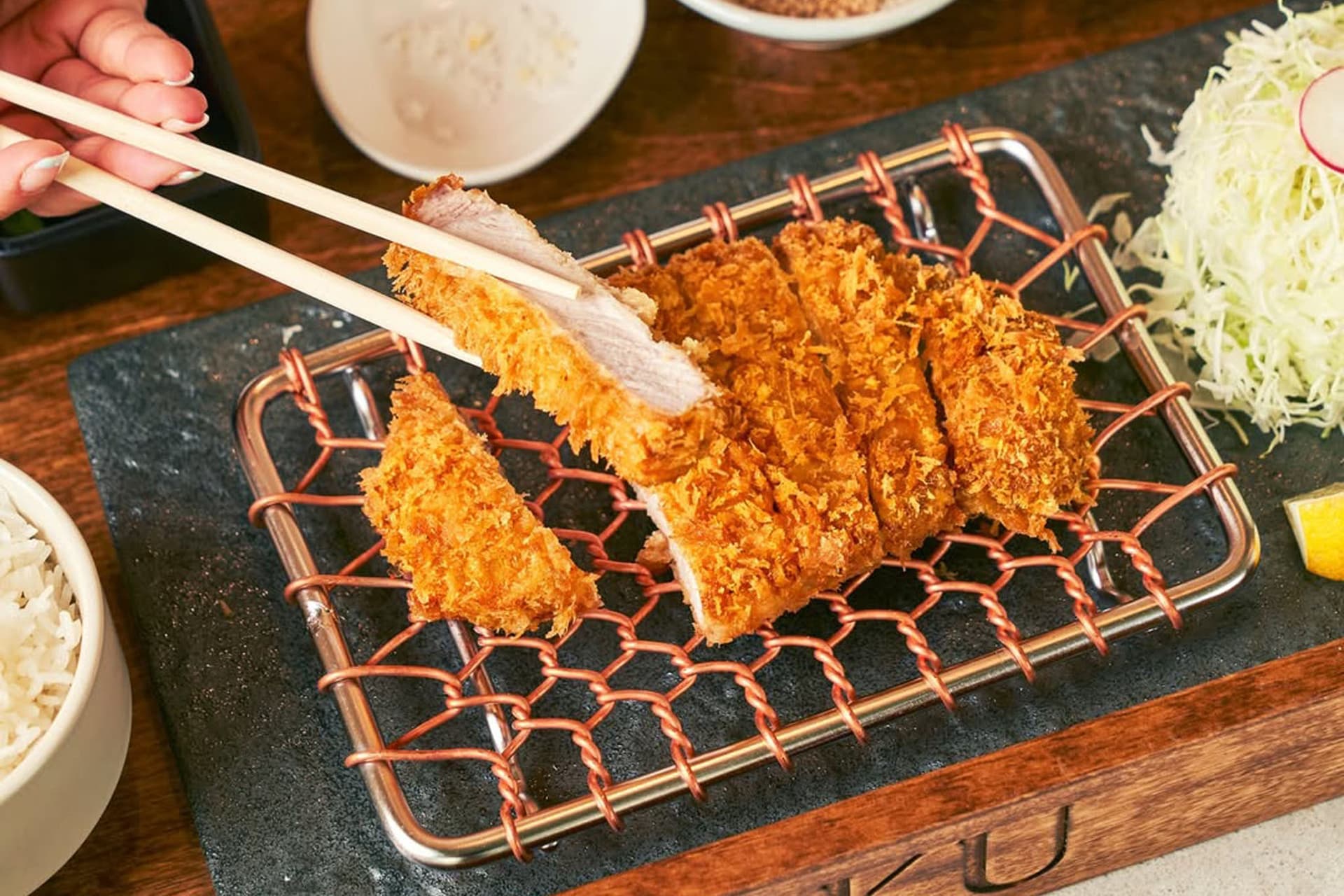 밴쿠버의 유명한 카츠 체인, 토론토 첫 매장 오픈 예정-이미지