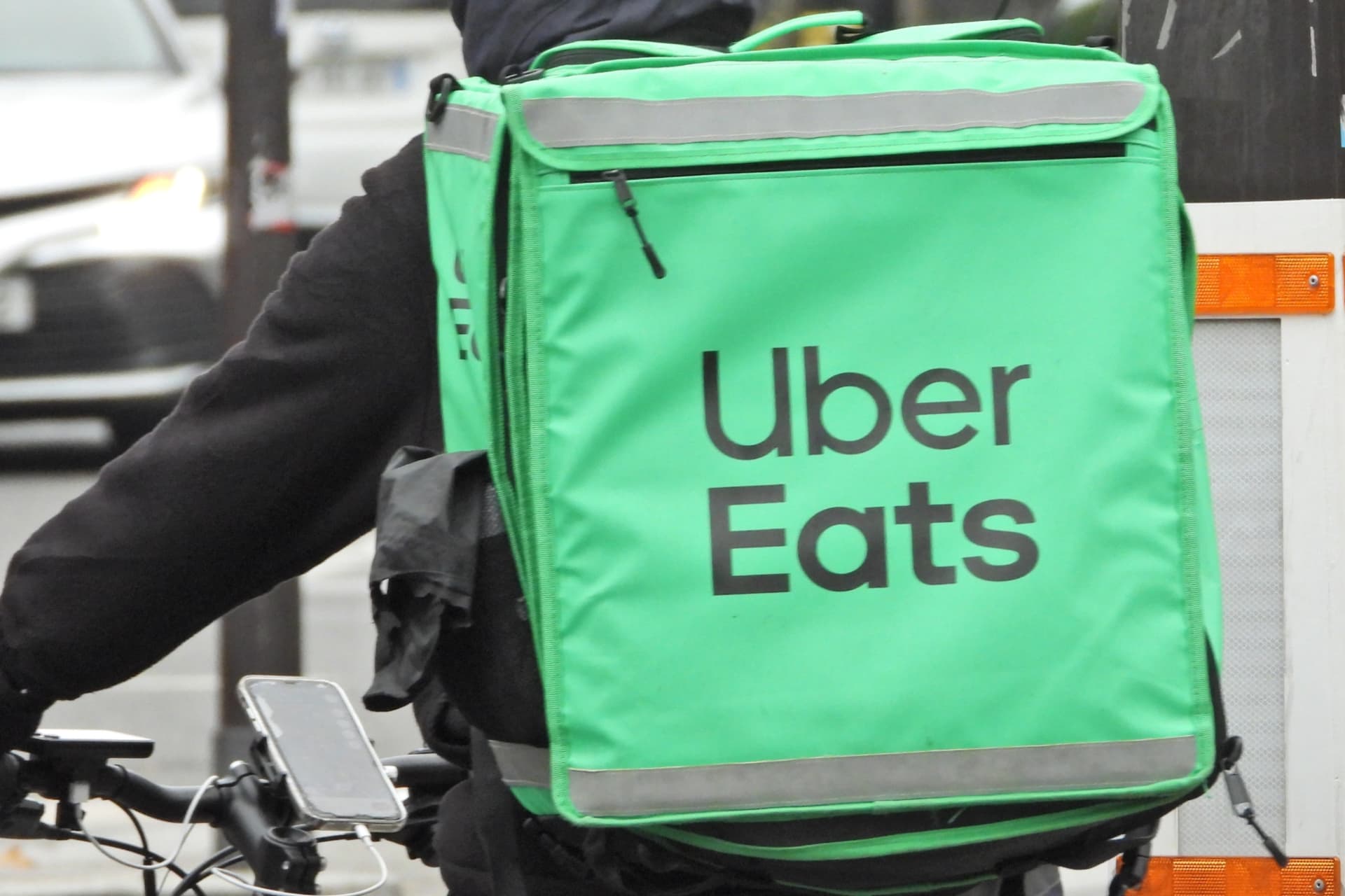 https://images.dailyhive.com/20250805153945/uber-eats-saga.jpg