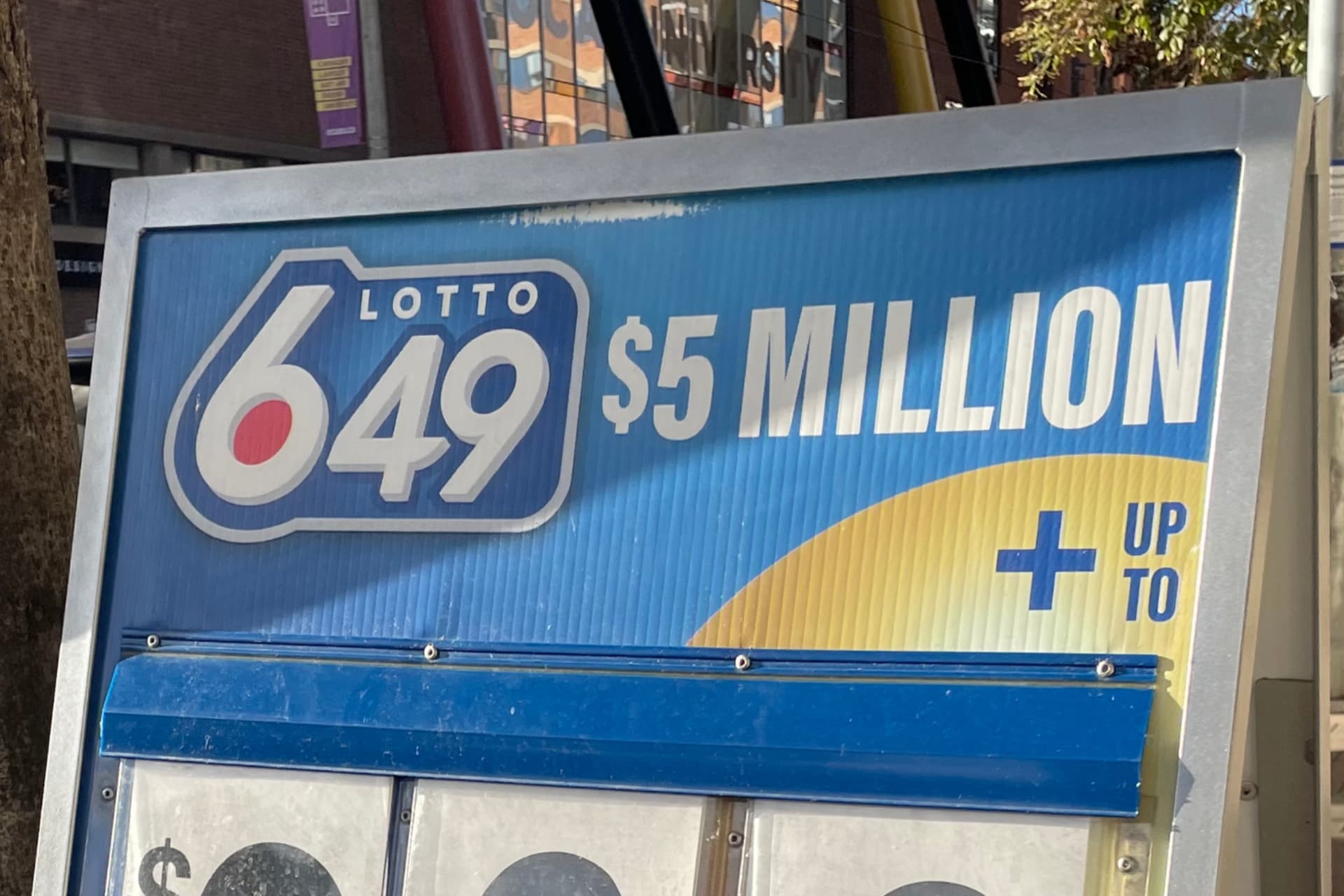 https://images.dailyhive.com/20250807055604/lottery-lotto-6_49.jpg