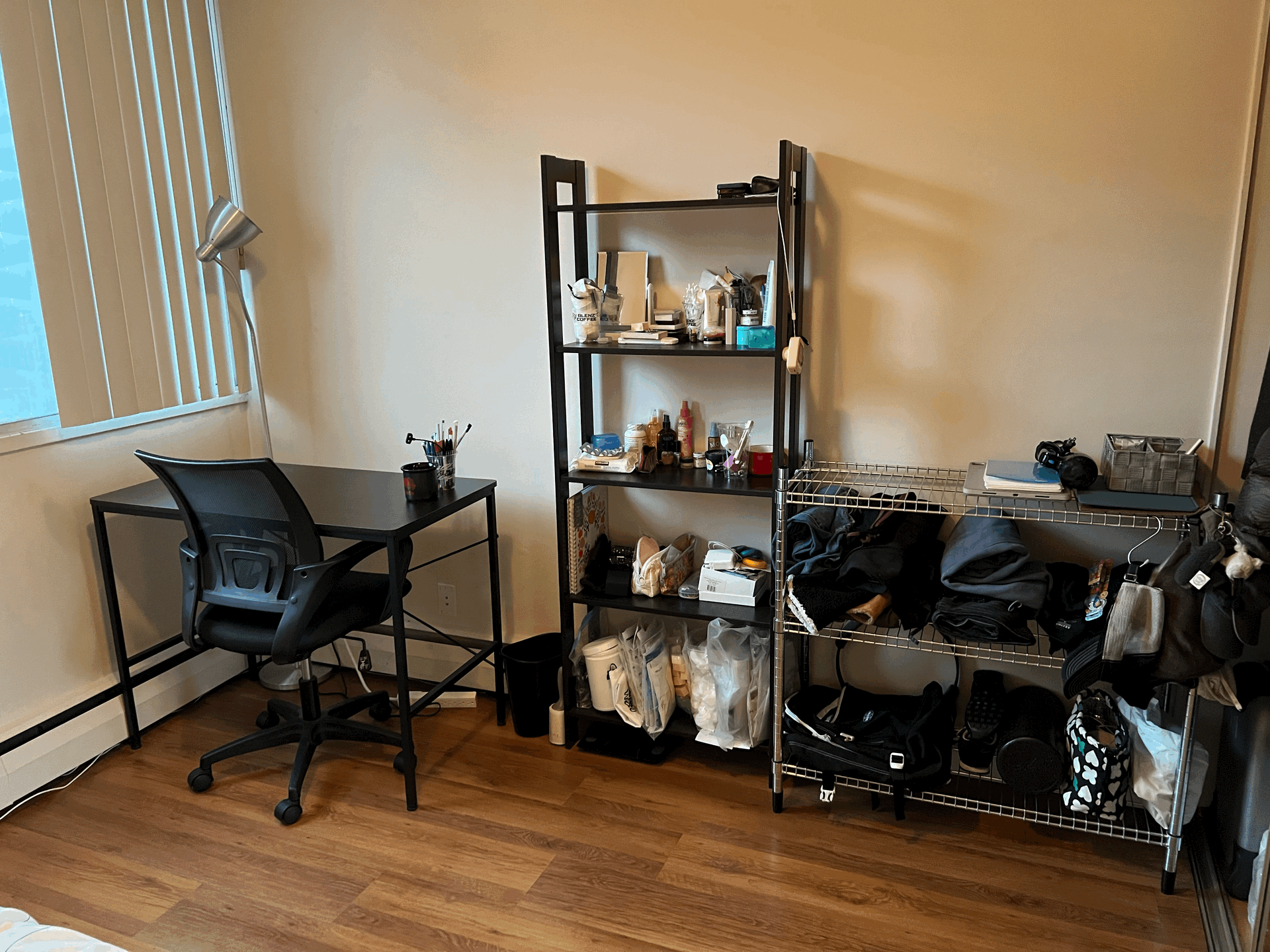 단기쉐어 다운타운 12/28-1/18 (3주) 여성/ 세컨룸 썸네일