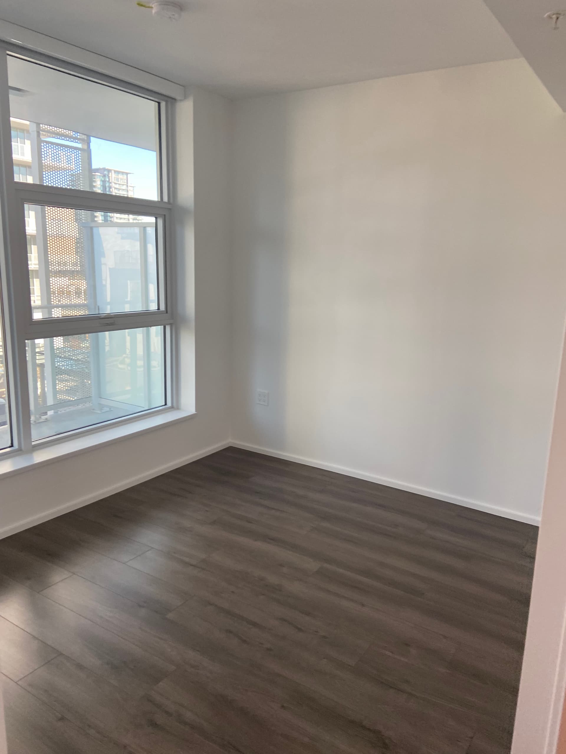 🏠🏠 City of Lougheed 1 Bed Room - (12월 첫 달 무료) 썸네일