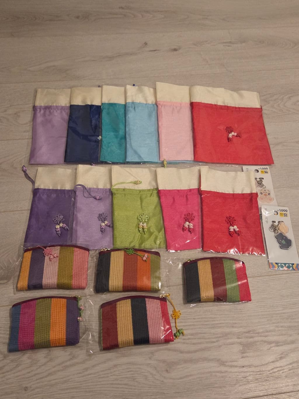 비단-복주머니-색동-동전지갑-키링-팝니다-YFmaj-이미지