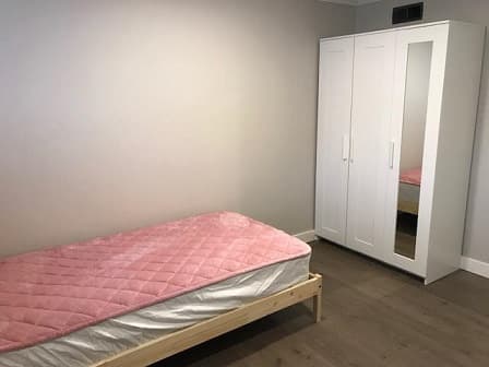 ★★★버퀴틀람역 근처★★★ 여성테넌트 구해요 1월 1일 입주 월780불 썸네일