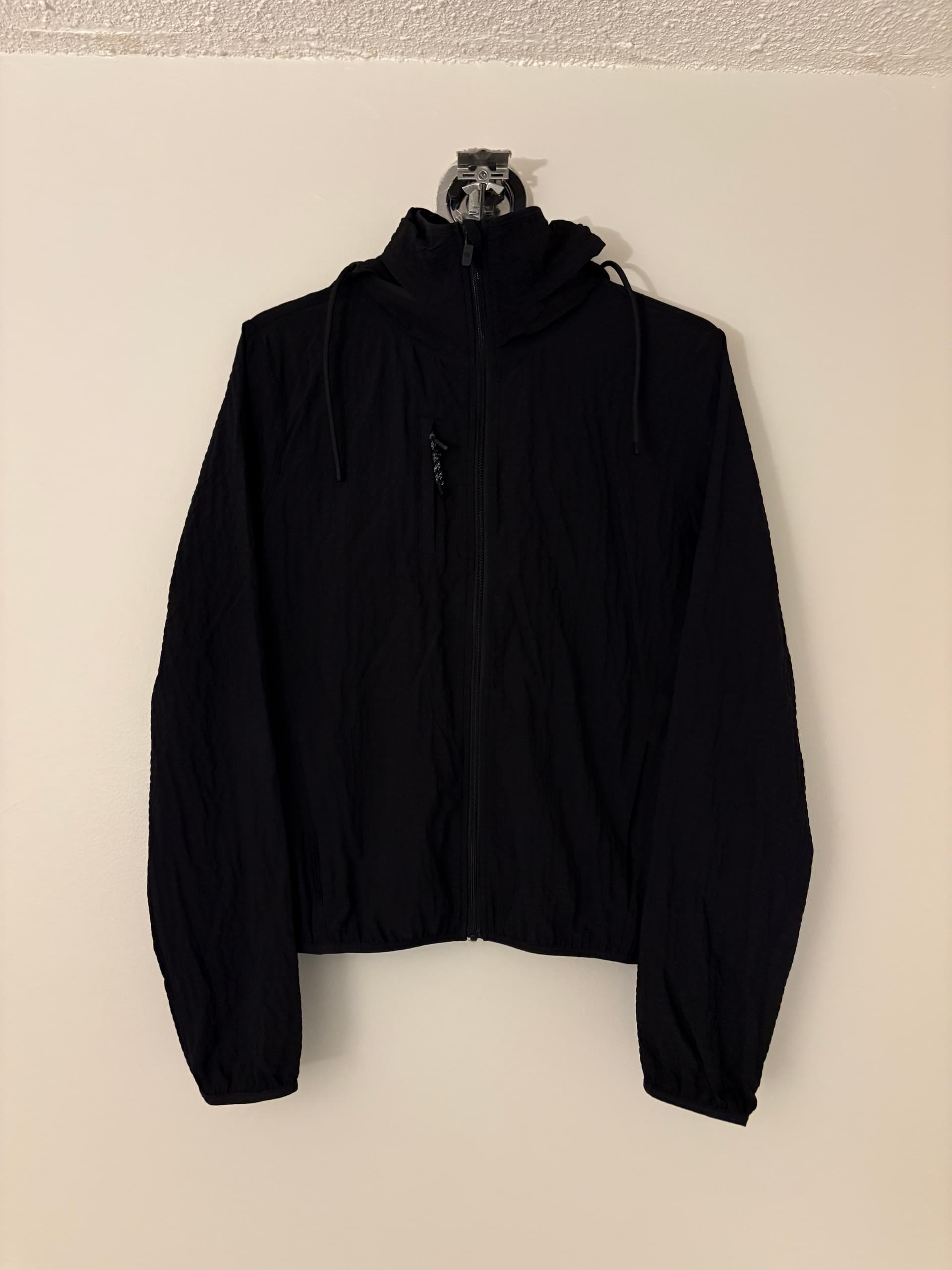 룰루레몬-lightweight-packable-jacket-xs-블랙-새상품-55-가격내림-GPMSk-이미지