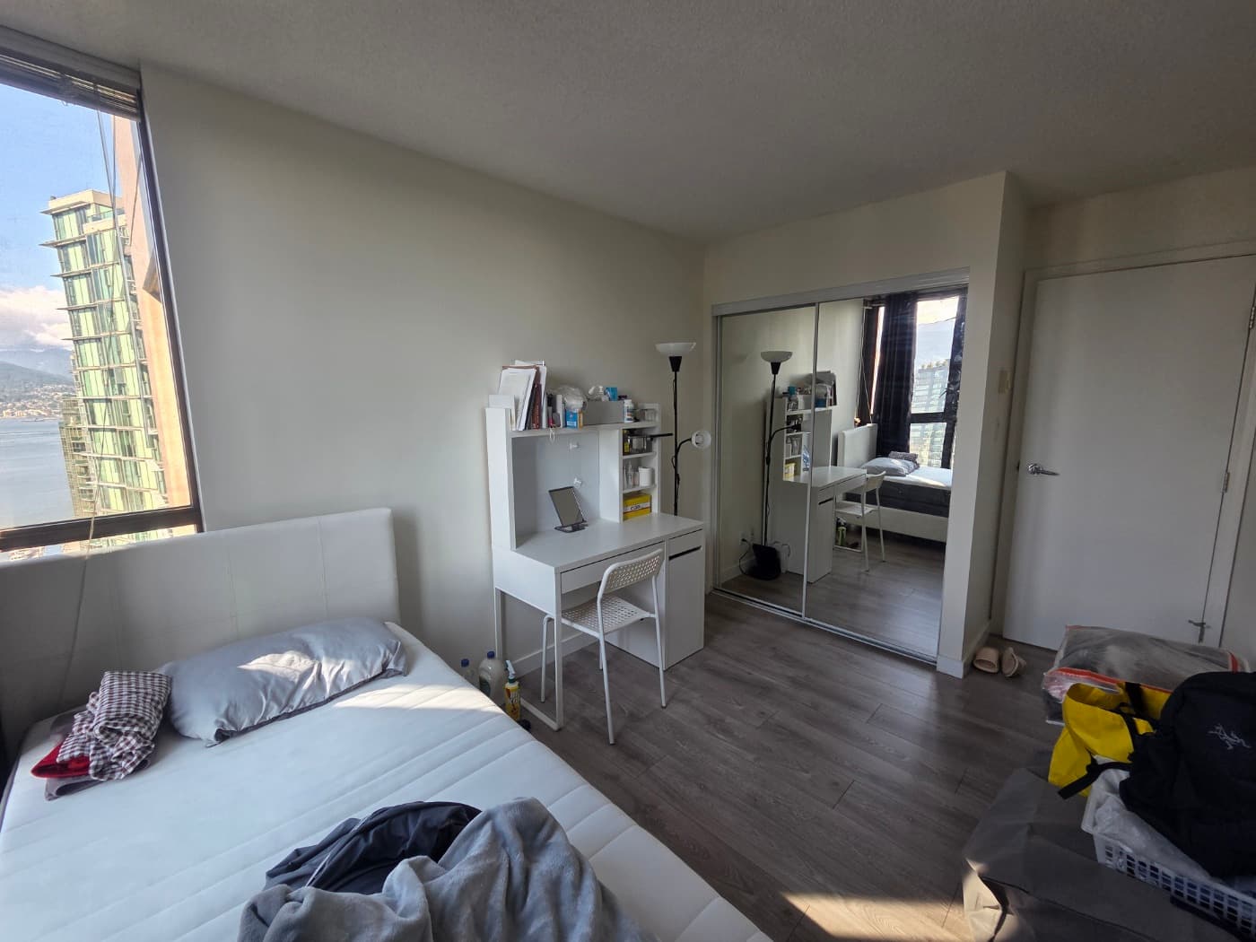 다운타운 콜하버 단기/ 세컨룸 / 1박당 $60 썸네일