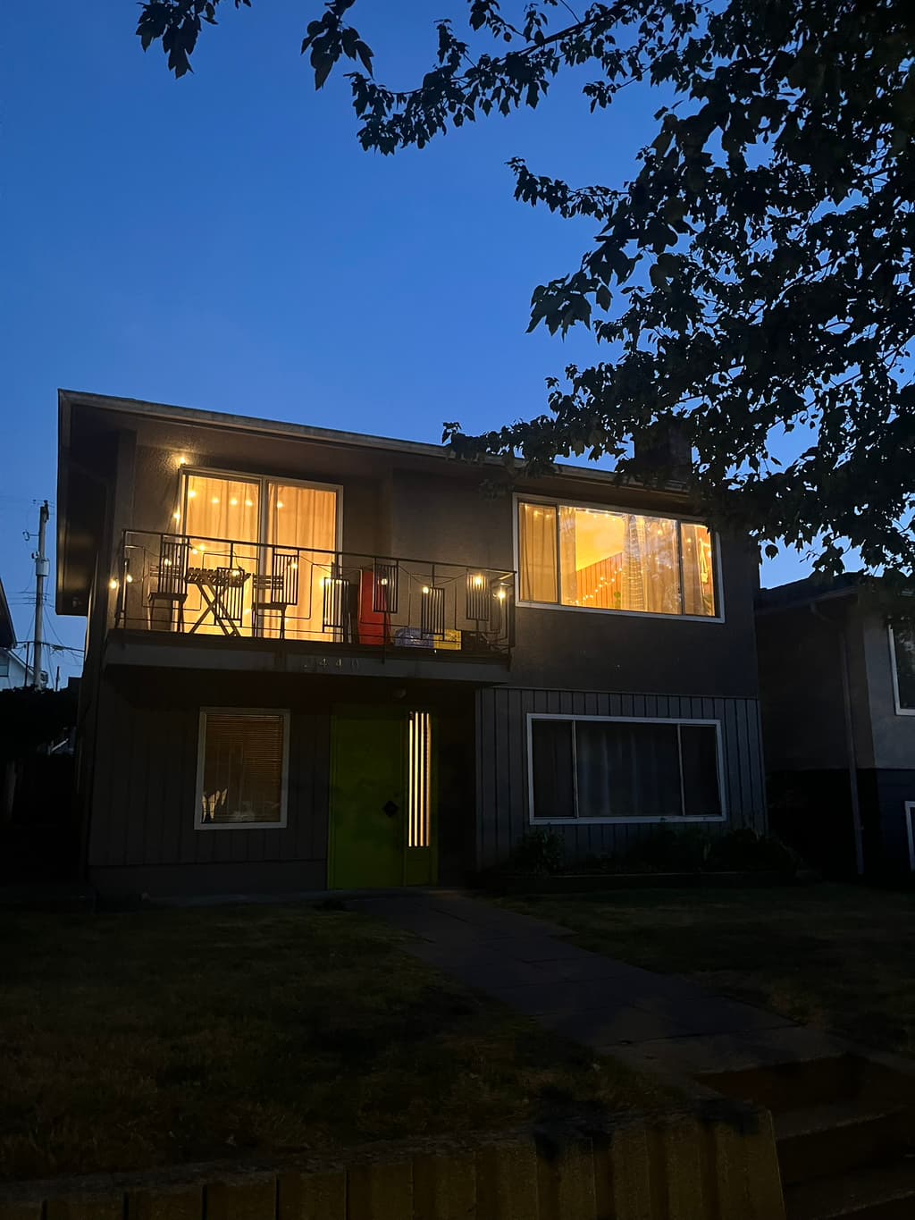 🏡10월 1일 입주 가능,넓고 교통좋은 이스트밴쿠버 하우스 룸메이트 구해요 :) $1050 (가구완비, 남녀무관) 썸네일