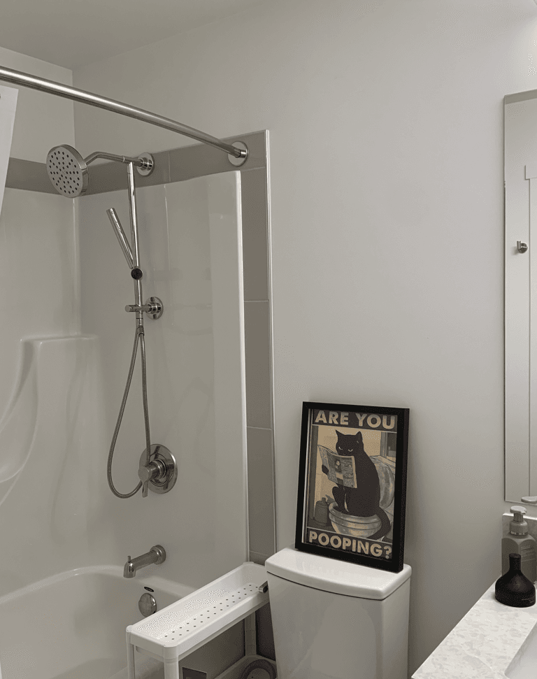 1월 // 단기 // 세컨룸 // 메트로타운 // 로얄오크역 도보1분 // $950 // 신축 // 거실쉐어X 썸네일