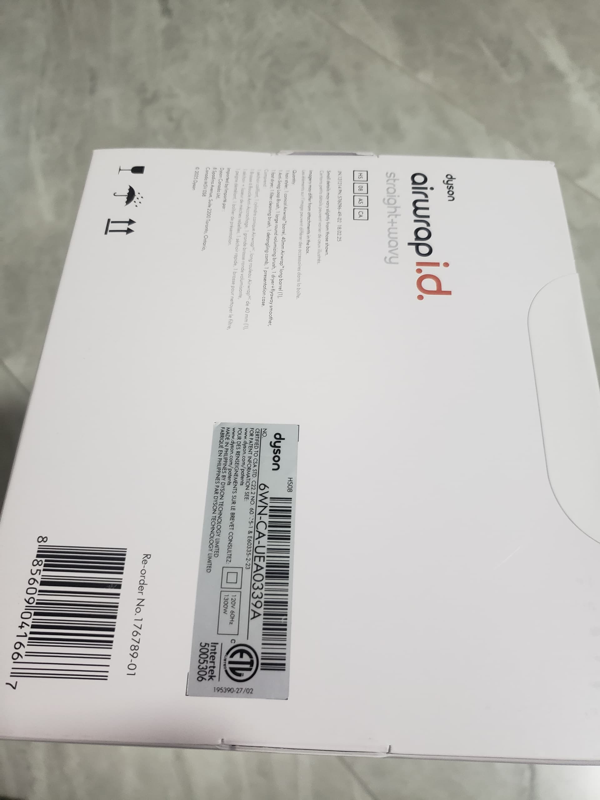 Brand-new-dyson-airwrap-dLDTi-이미지