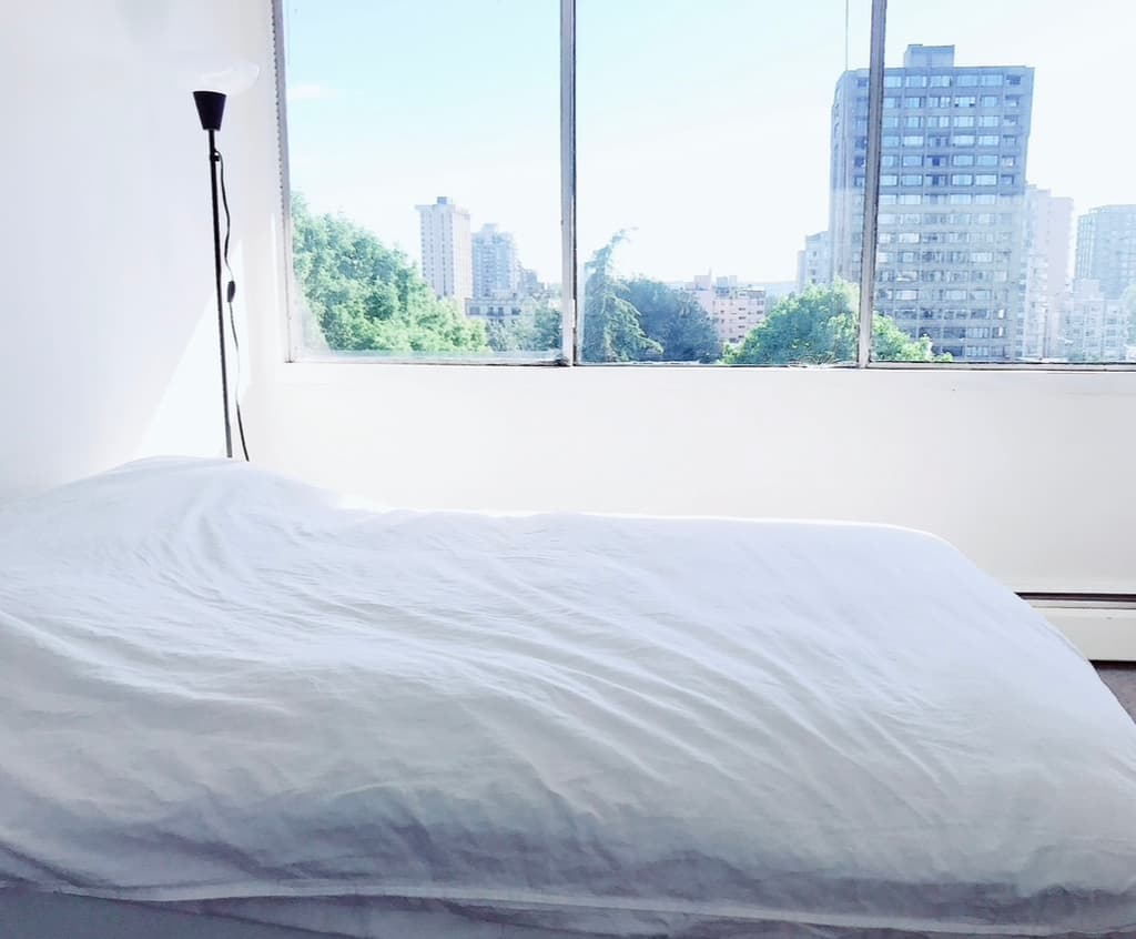 다운타운 둘만 사는 여성전용!! 즉시입주 가능 썸네일