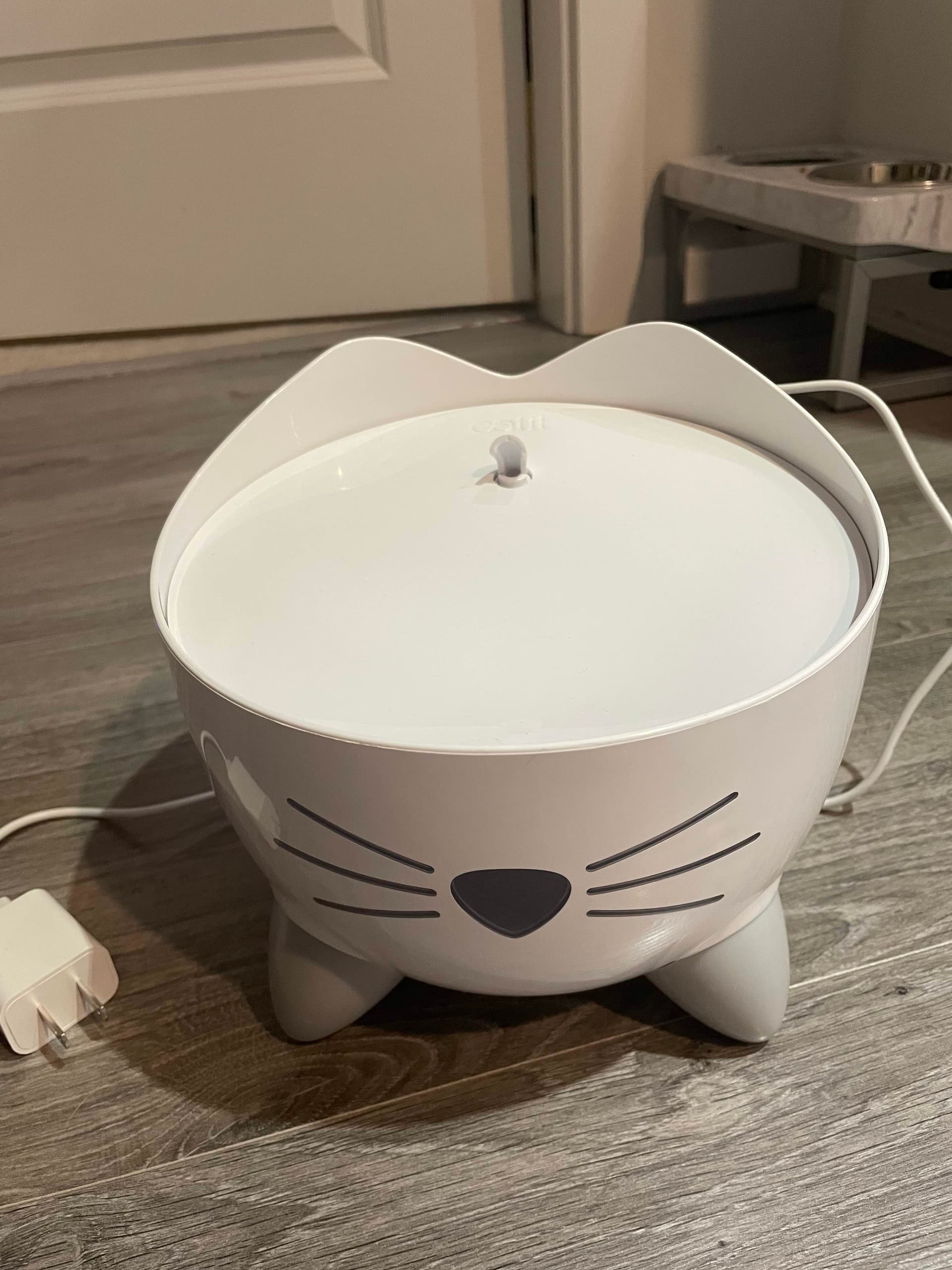 고양이-음수대-판매합니다-V5D4P-이미지