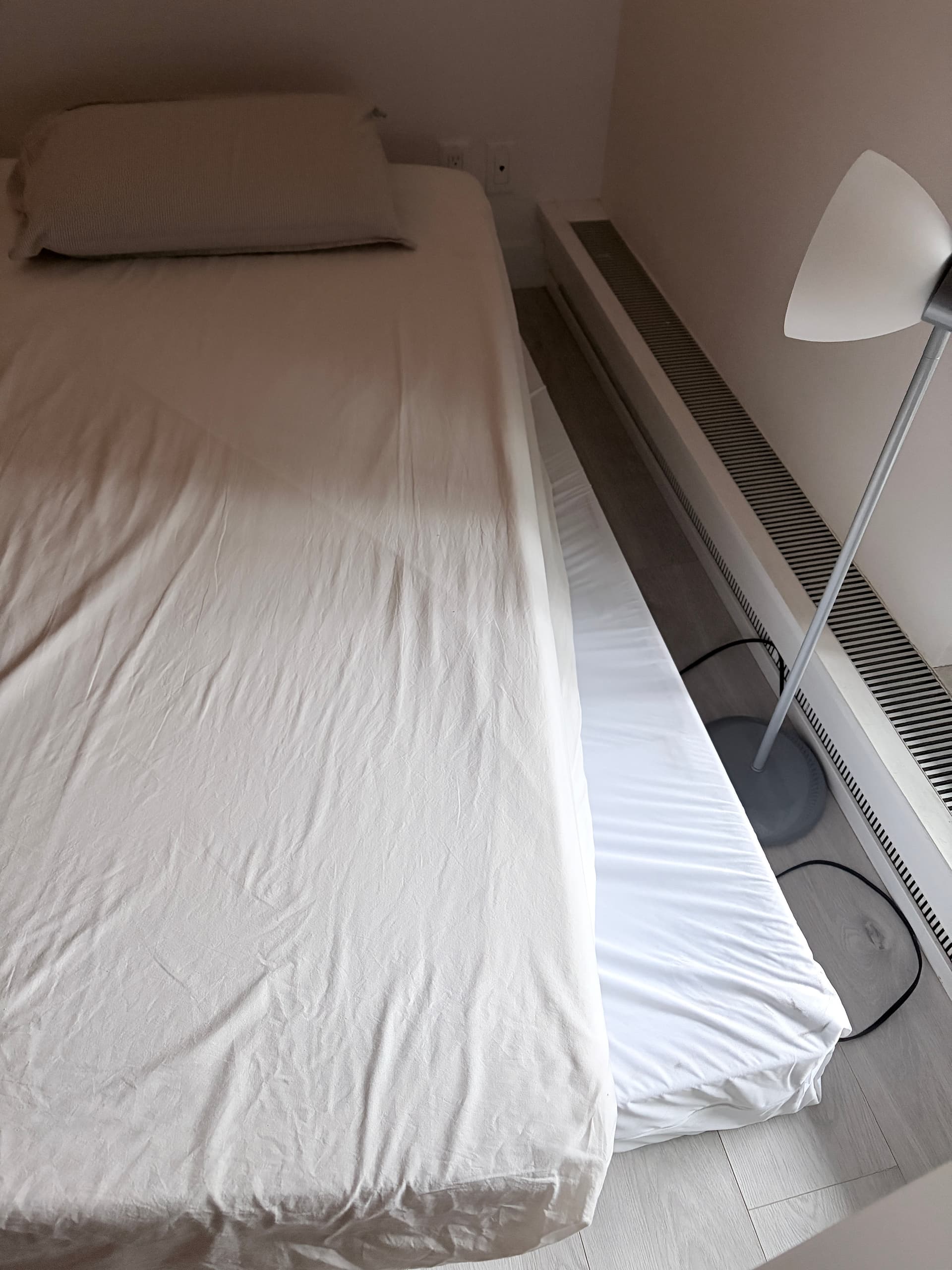 70-예일타운-더블베드프레임포함-팝니다-dkNET-이미지