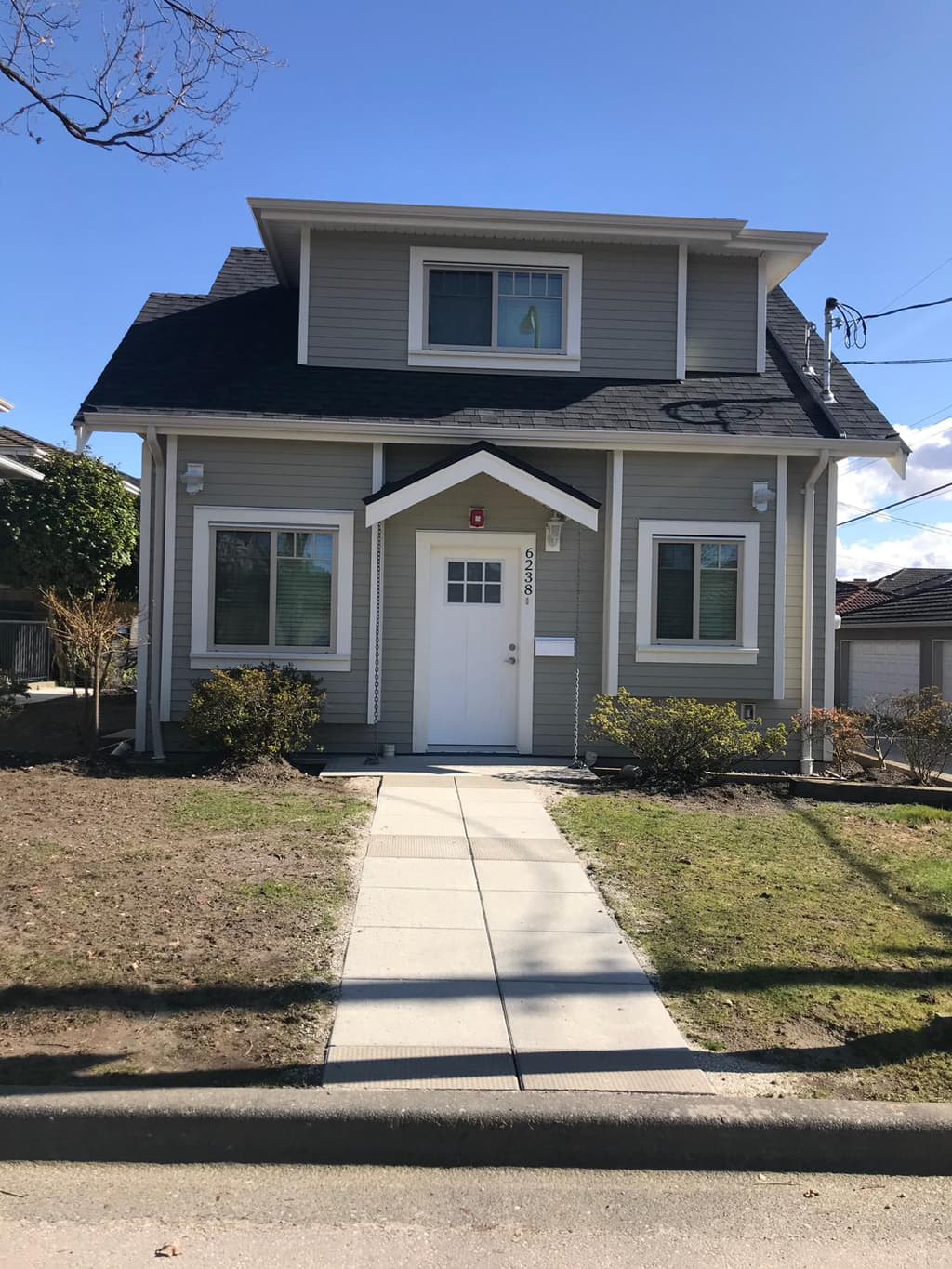 밴쿠버(랑가라 근처) 2 bed 2 bath 레인웨이 하우스- 즉시입주 가능 썸네일