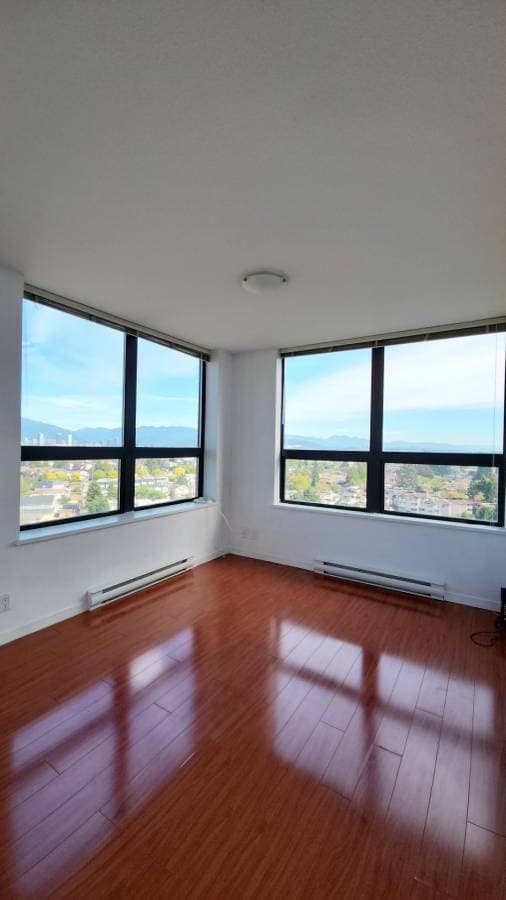 밴쿠버 조이스 세컨룸 여성 룸메이트 (1월 1일 할인🩷단기 가능) 썸네일