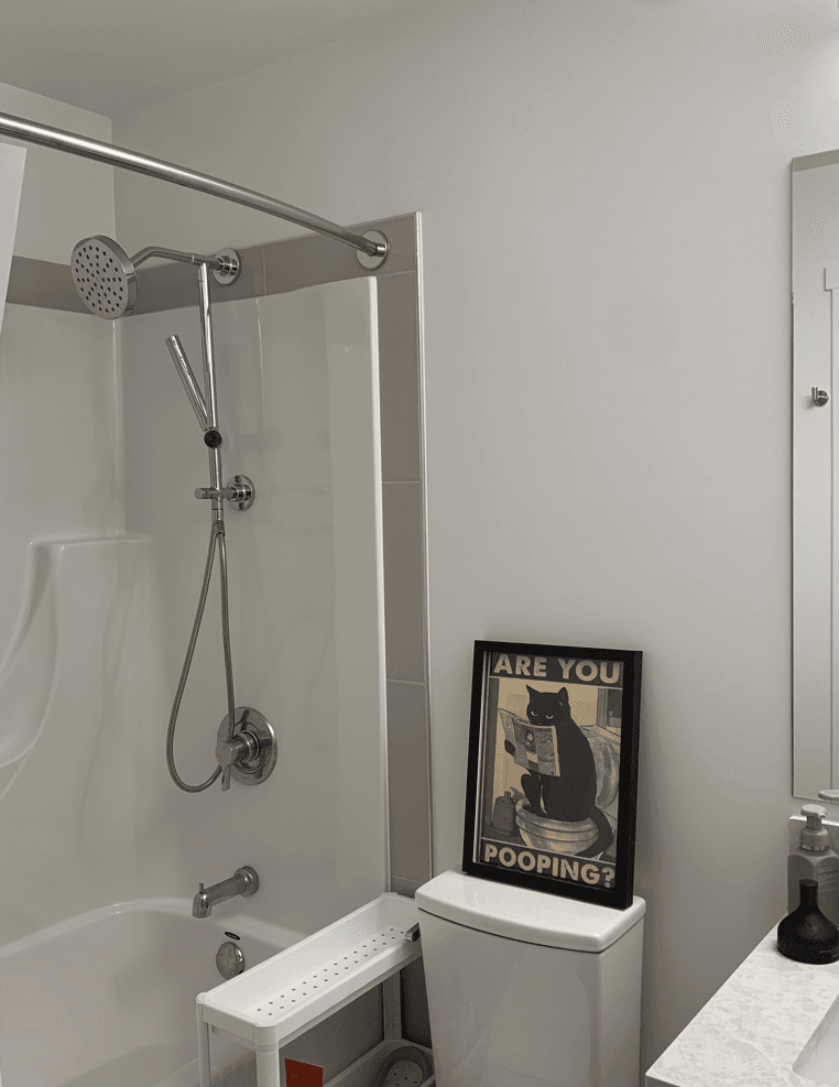 1월 단기 // 세컨룸 // 메트로타운 // 로얄오크역 도보1분 // 역세권 // 신축 // 거실쉐어X 썸네일