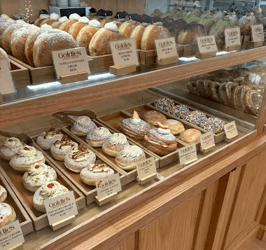 🐕GOLDIE'S DONUTS & BAKERY 🍩골디스 Fraser St. 베이커 모집!-이미지