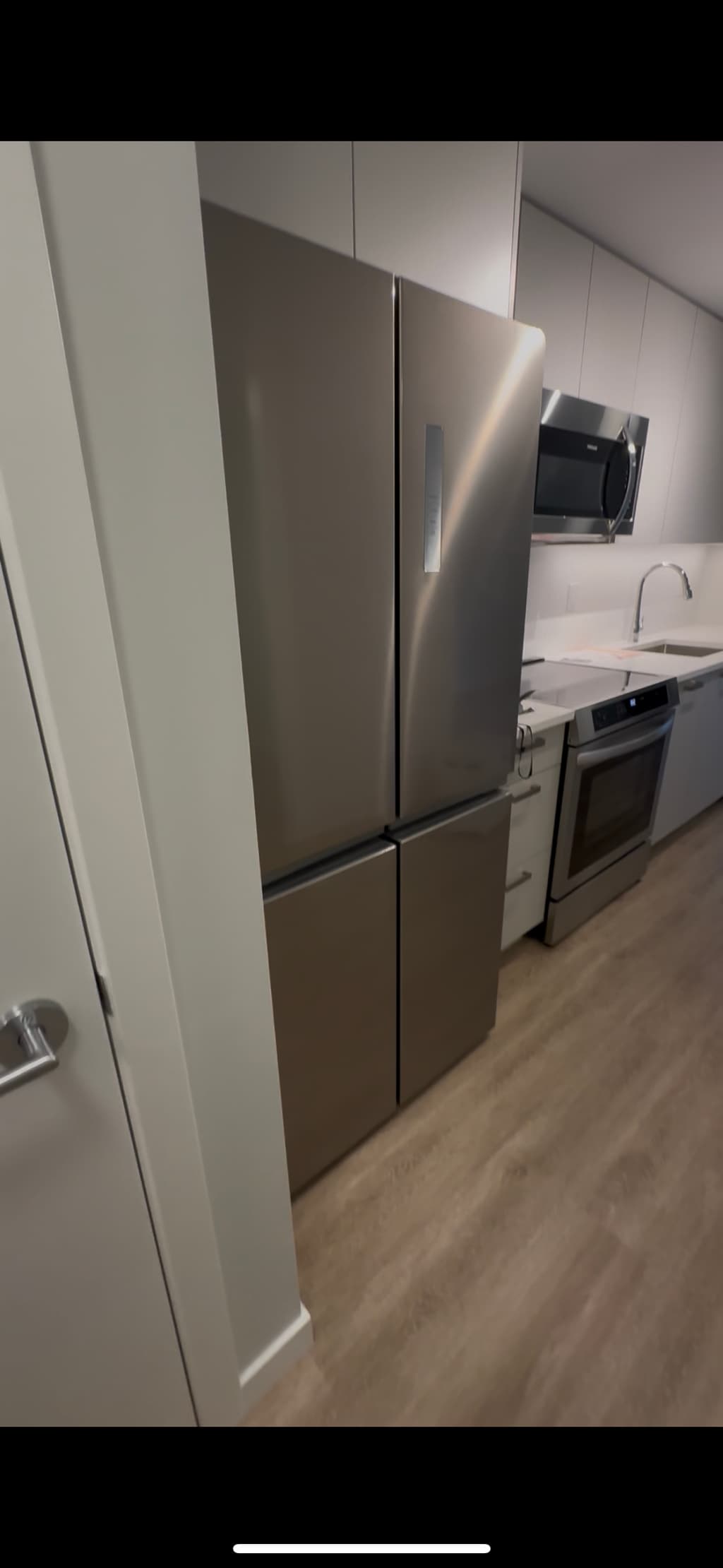 River District 신축 렌트 ] 11/1 입주 스튜디오+덴 2인 가능 $1885, 펫프렌들리 썸네일