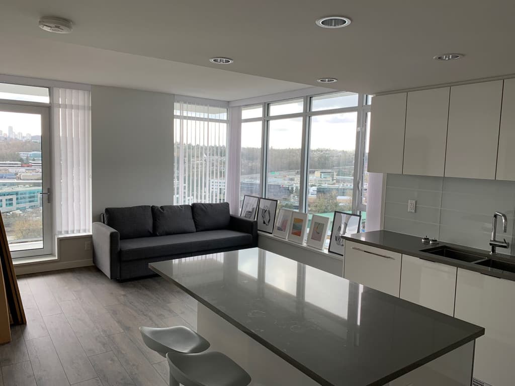 브렌트우드 2bed 2 baths 콘도 전체렌트 썸네일