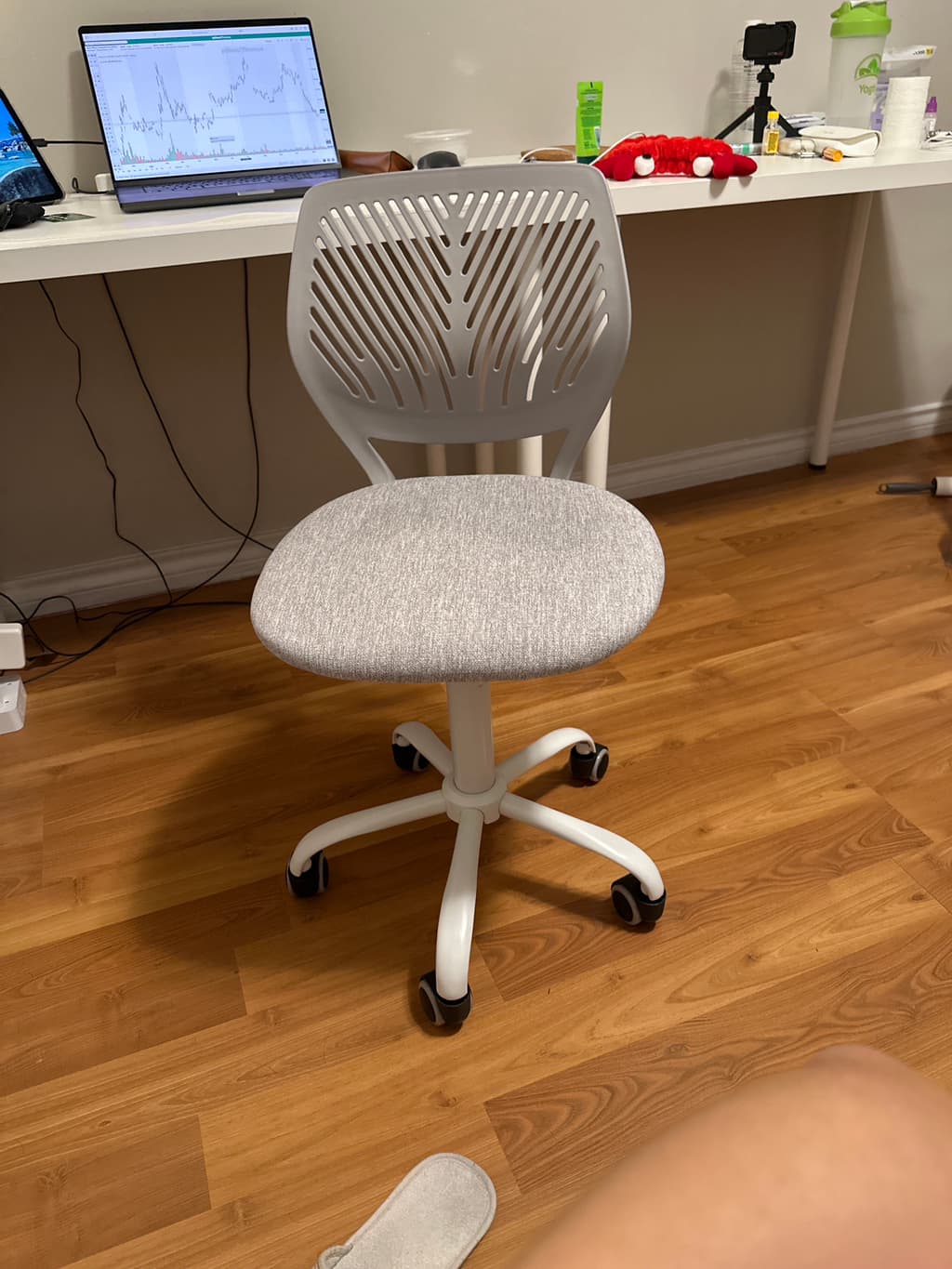 의자-25불-새거-eaSPg-이미지