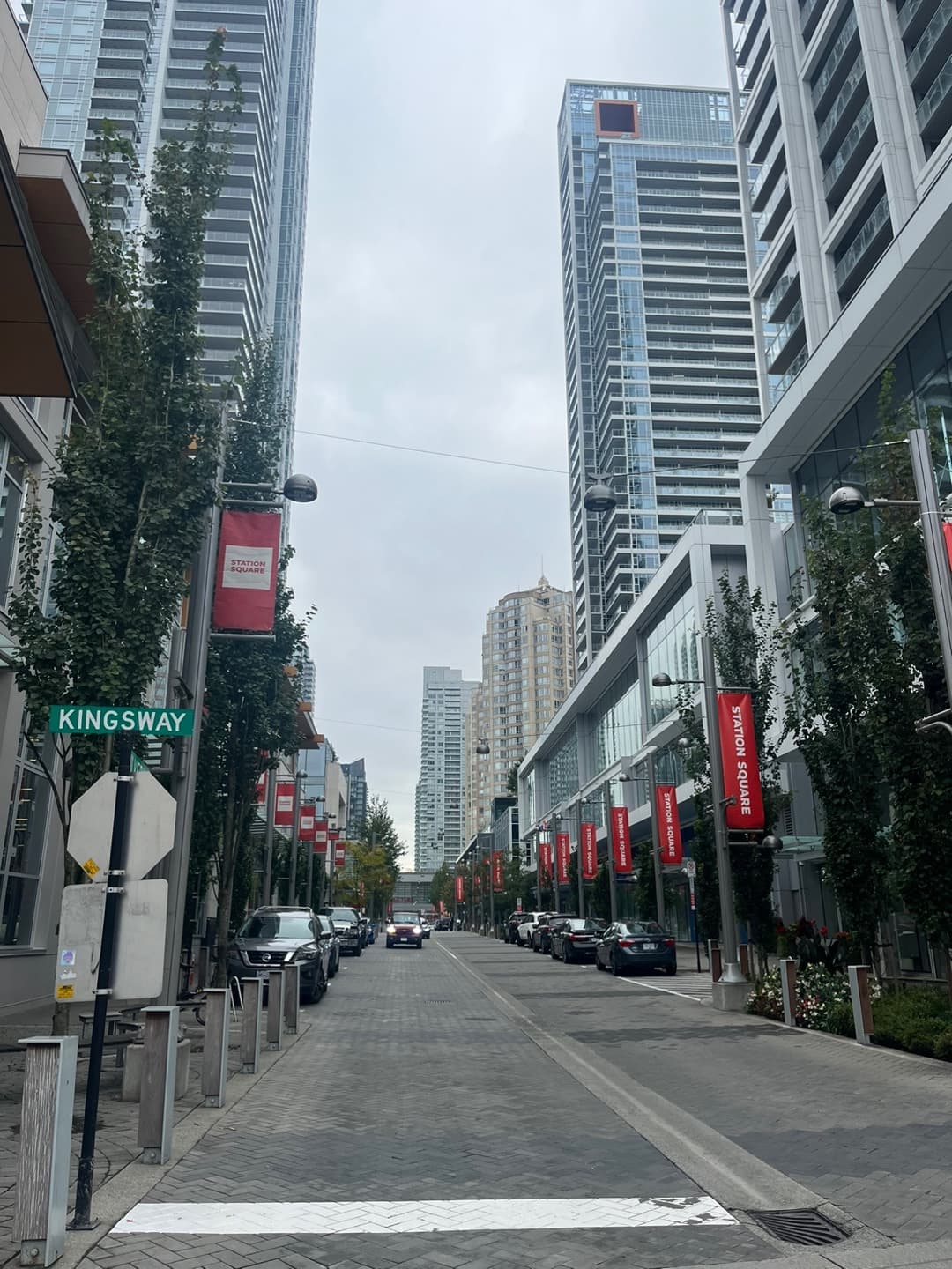 메트로타운역 근처 2 Bedroom, 2 Bathroom 렌트합니다. 입주가능일: 1월 1일 또는 2월 1일 썸네일