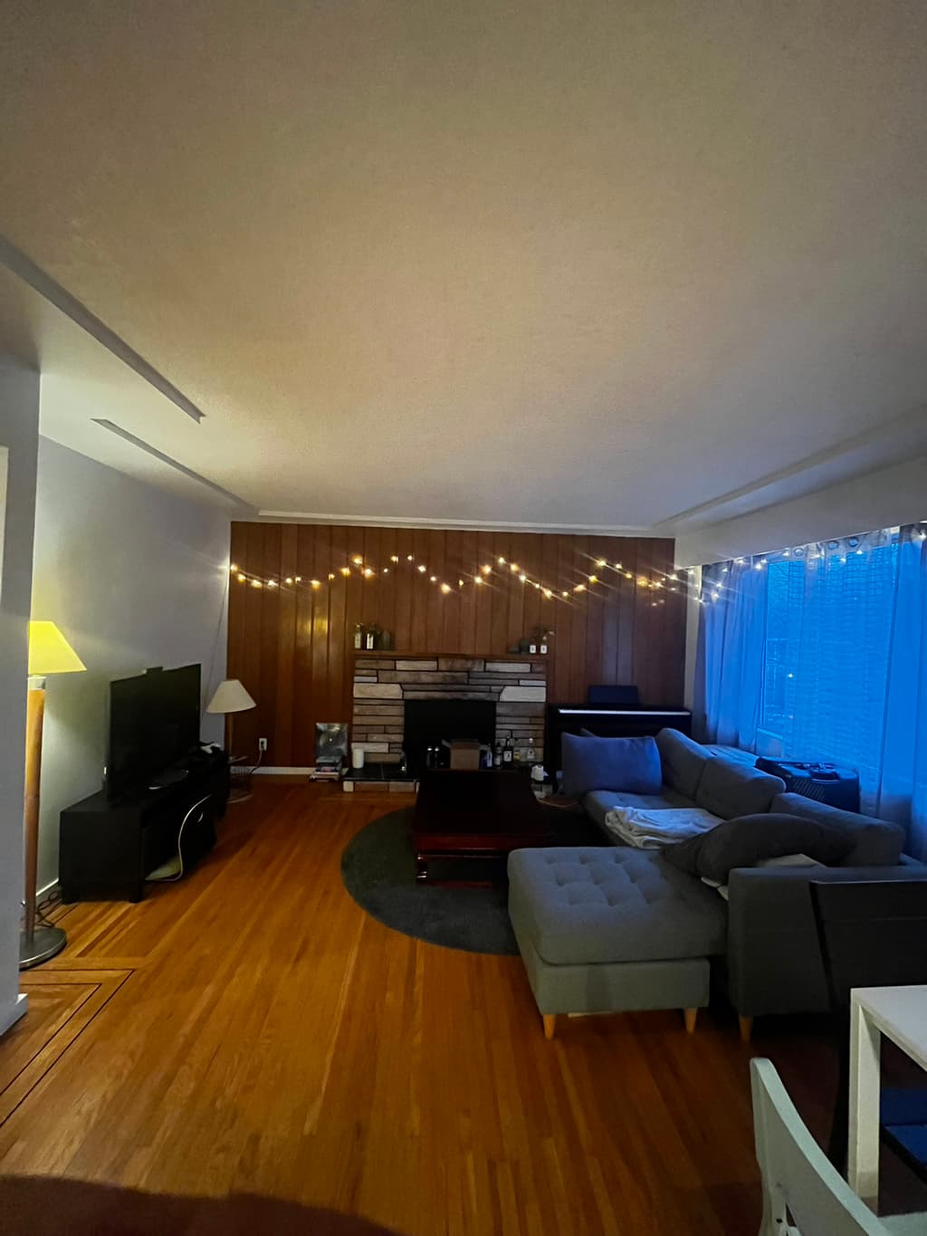 🏡10월 1일 입주 가능,넓고 교통좋은 이스트밴쿠버 하우스 룸메이트 구해요 :) $1050 (가구완비, 남녀무관) 썸네일