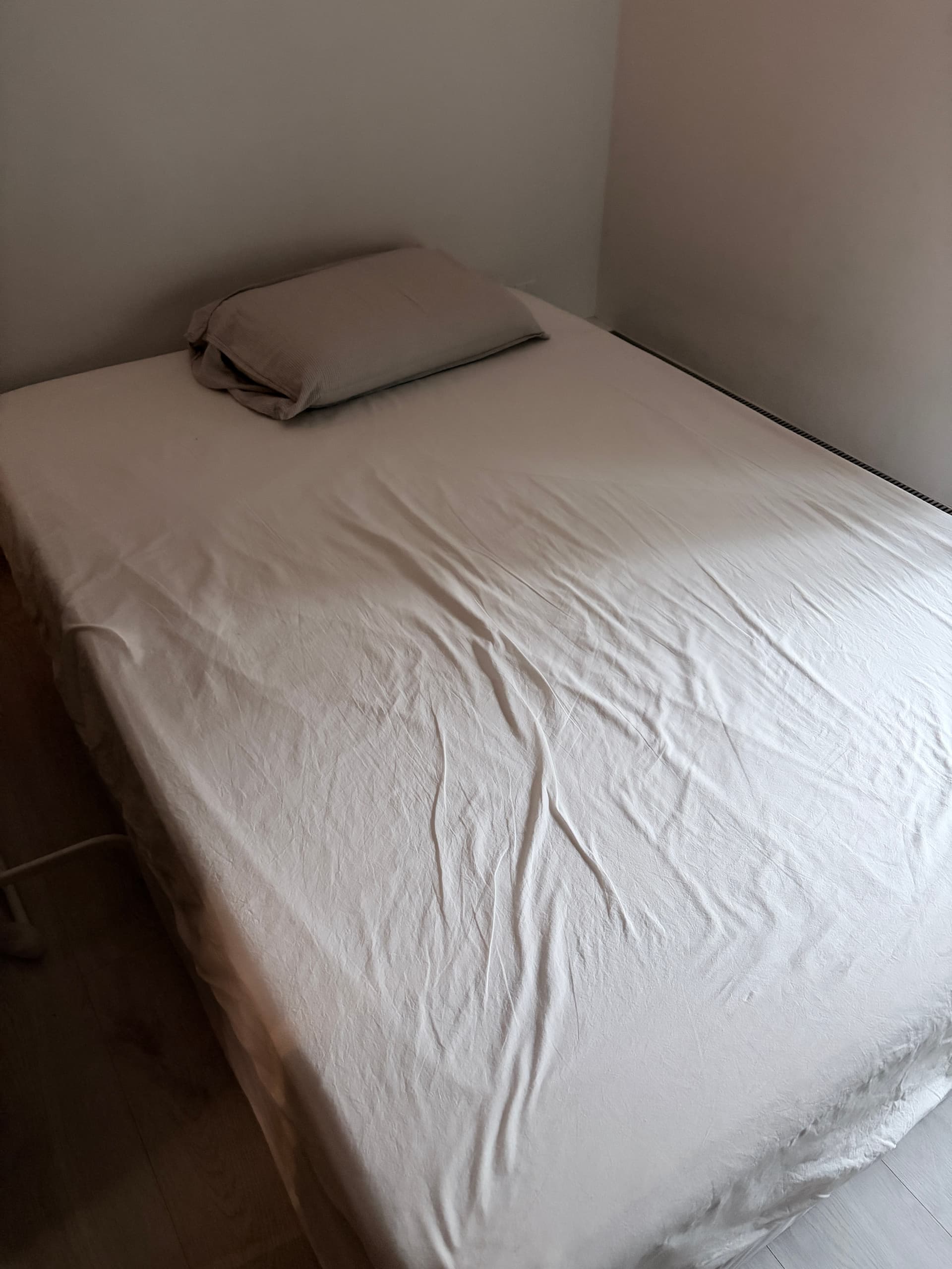 70-예일타운-더블베드프레임포함-팝니다-QAntQ-이미지