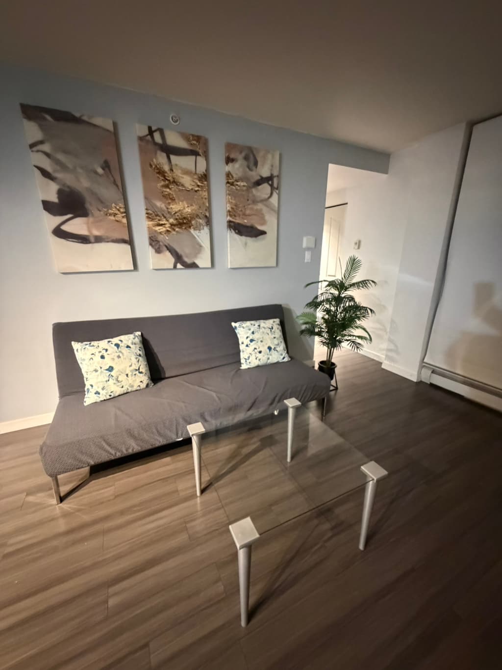 ♦️🎅🏼다운타운 단가,장기 (커플 가능) 또는 싱글 룸 있어요 썸네일