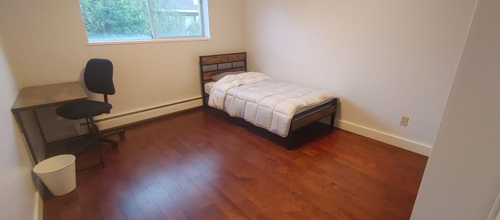 버나비(조이스)하우스 룸렌트 있어요.(11월1일)첫달무료 썸네일