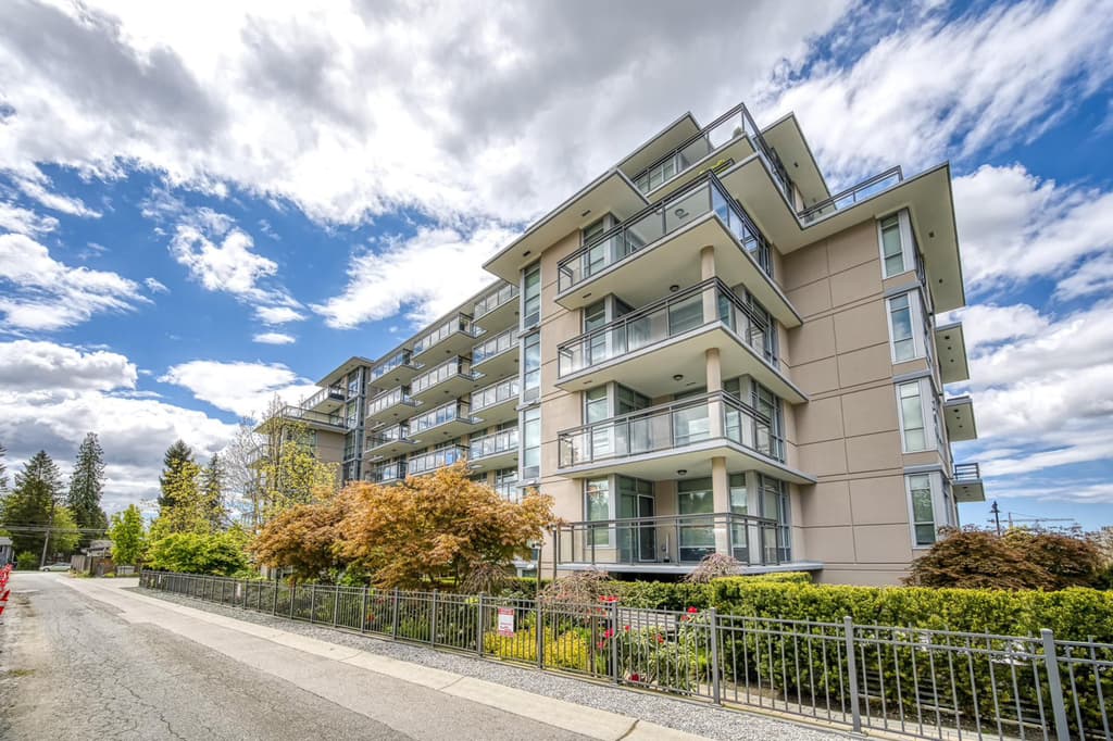 버퀴틀람 1베드룸 1덴 렌트 -역에서 도보로 8분 썸네일