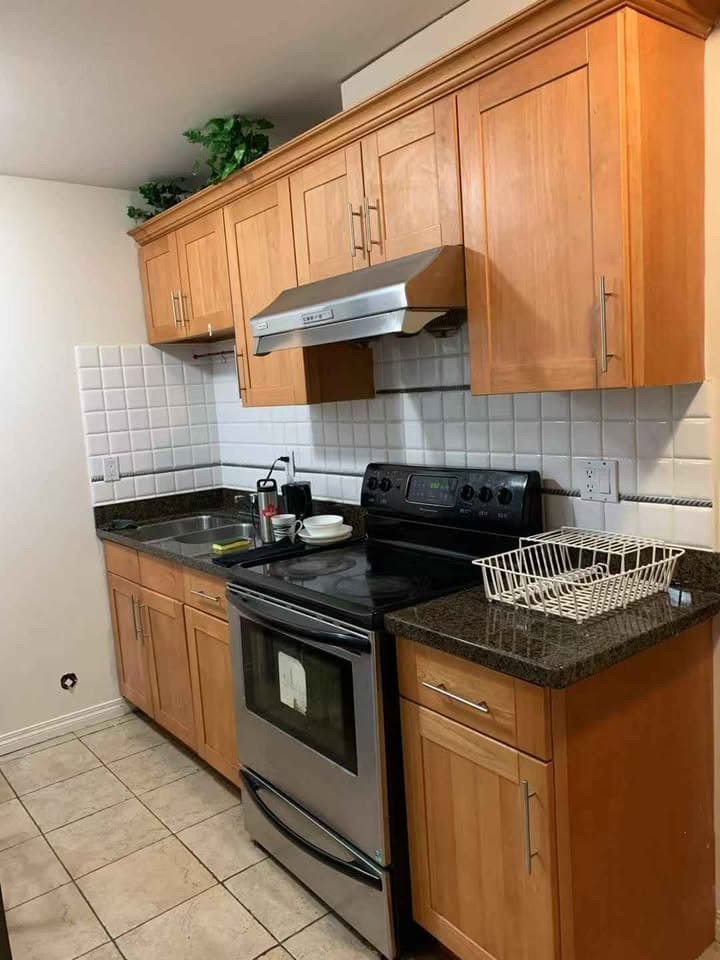 로얄오크 근처 2bed 1bath $2,000 썸네일