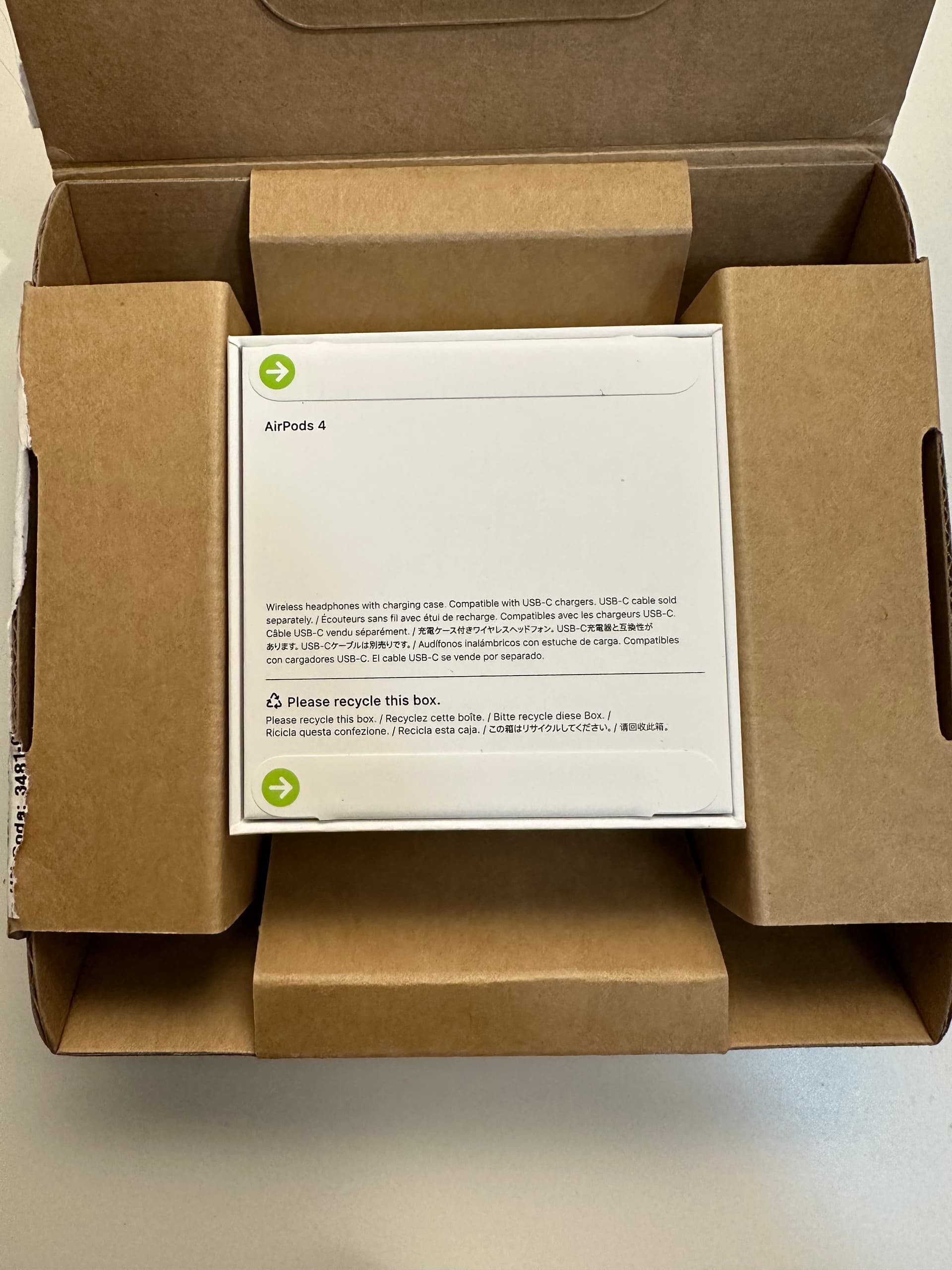 미개봉-에어팟-4세대-팝니다-GrreT-이미지