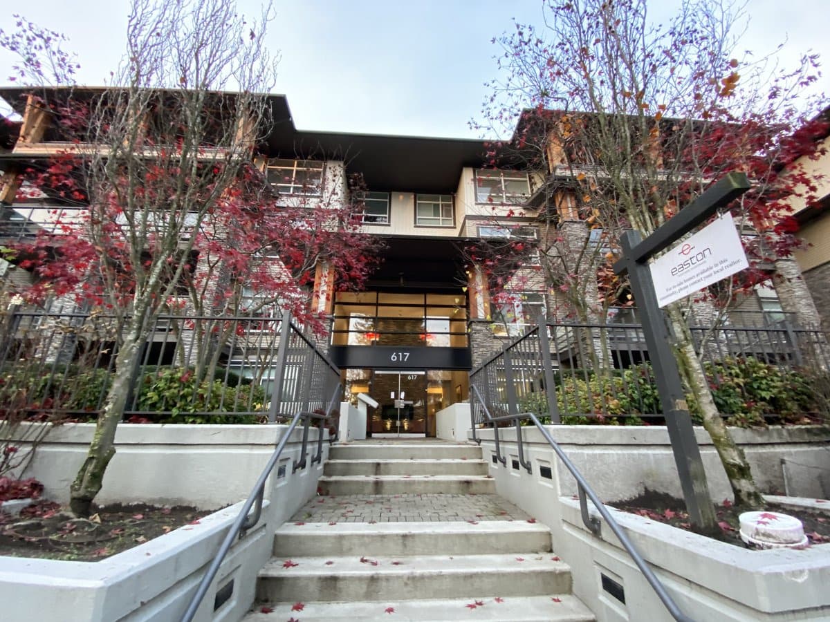 로히드 / 버퀴틀람 (코퀴틀람) 초역세권 1BED, 1BATH 콘도 렌트합니다! 썸네일