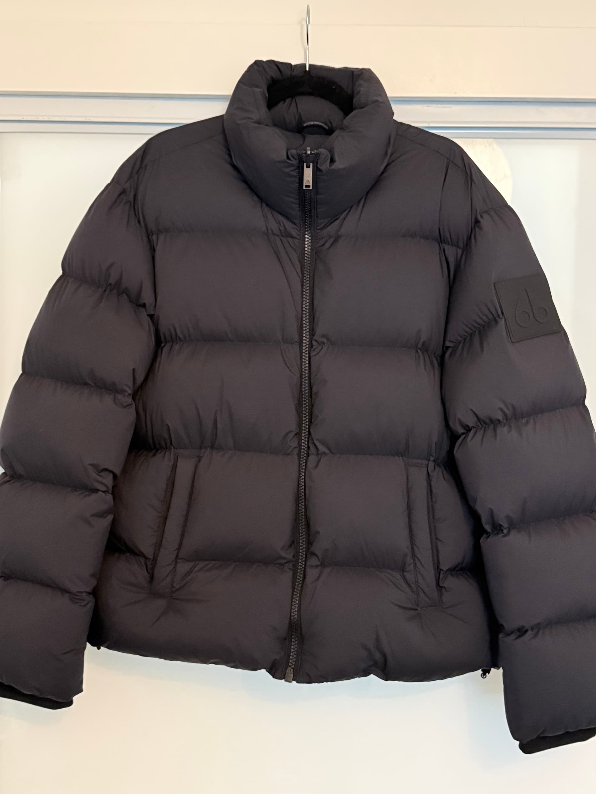 남자-무스너클-다운패딩-자켓-n8kab-이미지