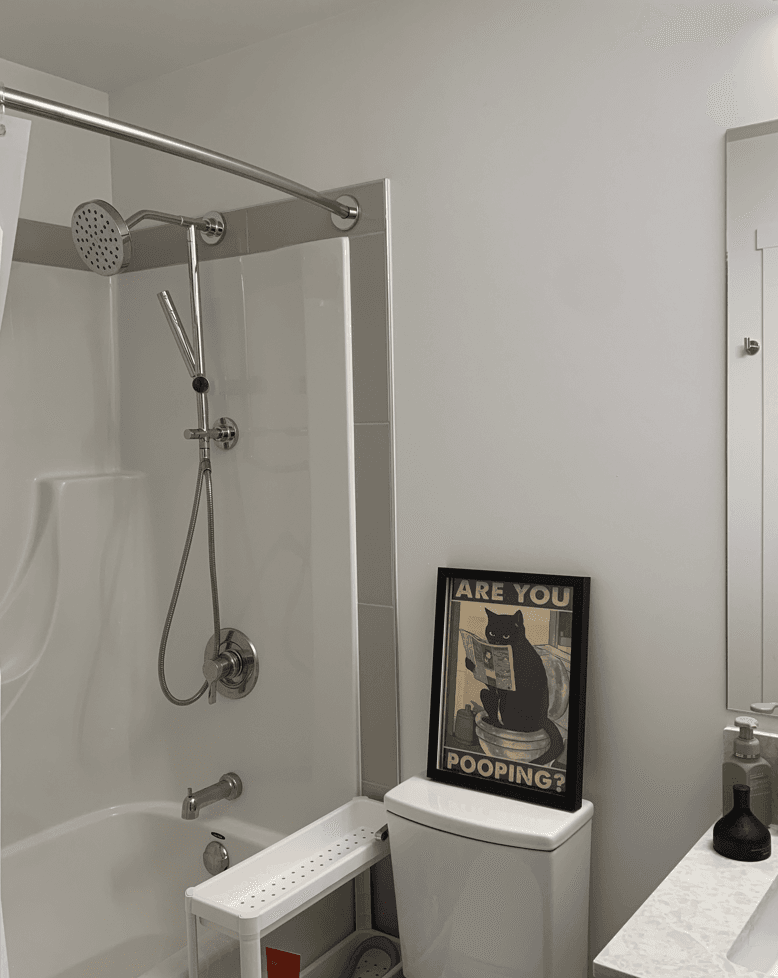 1월 단기 // 세컨룸 // 메트로타운 // 로얄오크역 도보1분 // $950 // 신축 // 거실쉐어X 썸네일