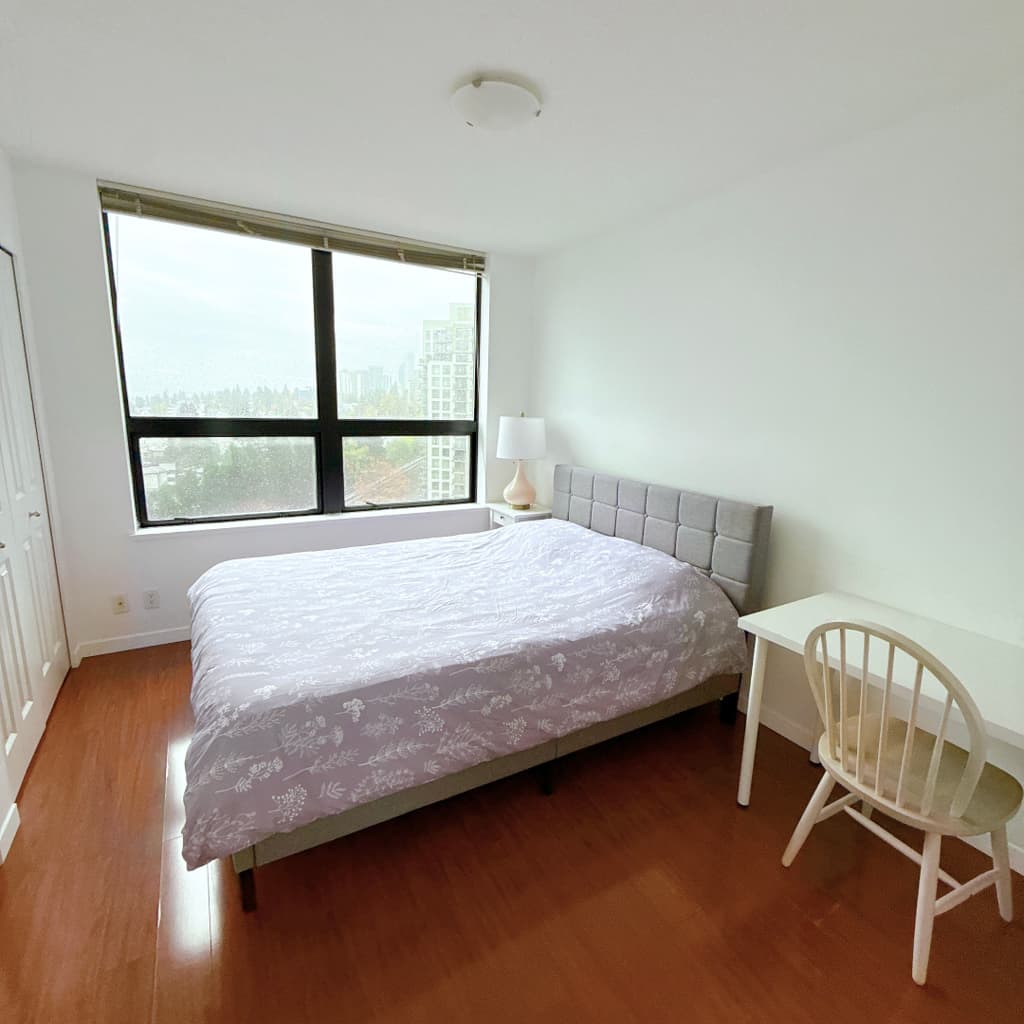 밴쿠버 마스터베드룸 (개인화장실) 12월은 단기 가능/12월은 $1300 썸네일