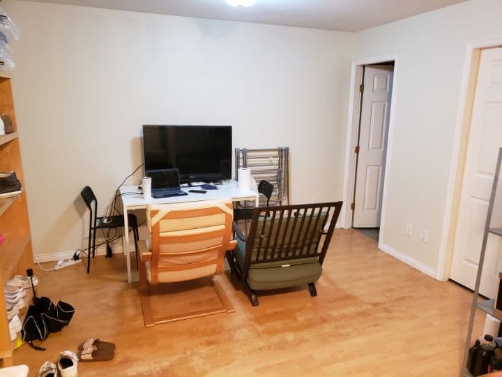 커머셜역 인근 룸메이트 구해요 썸네일