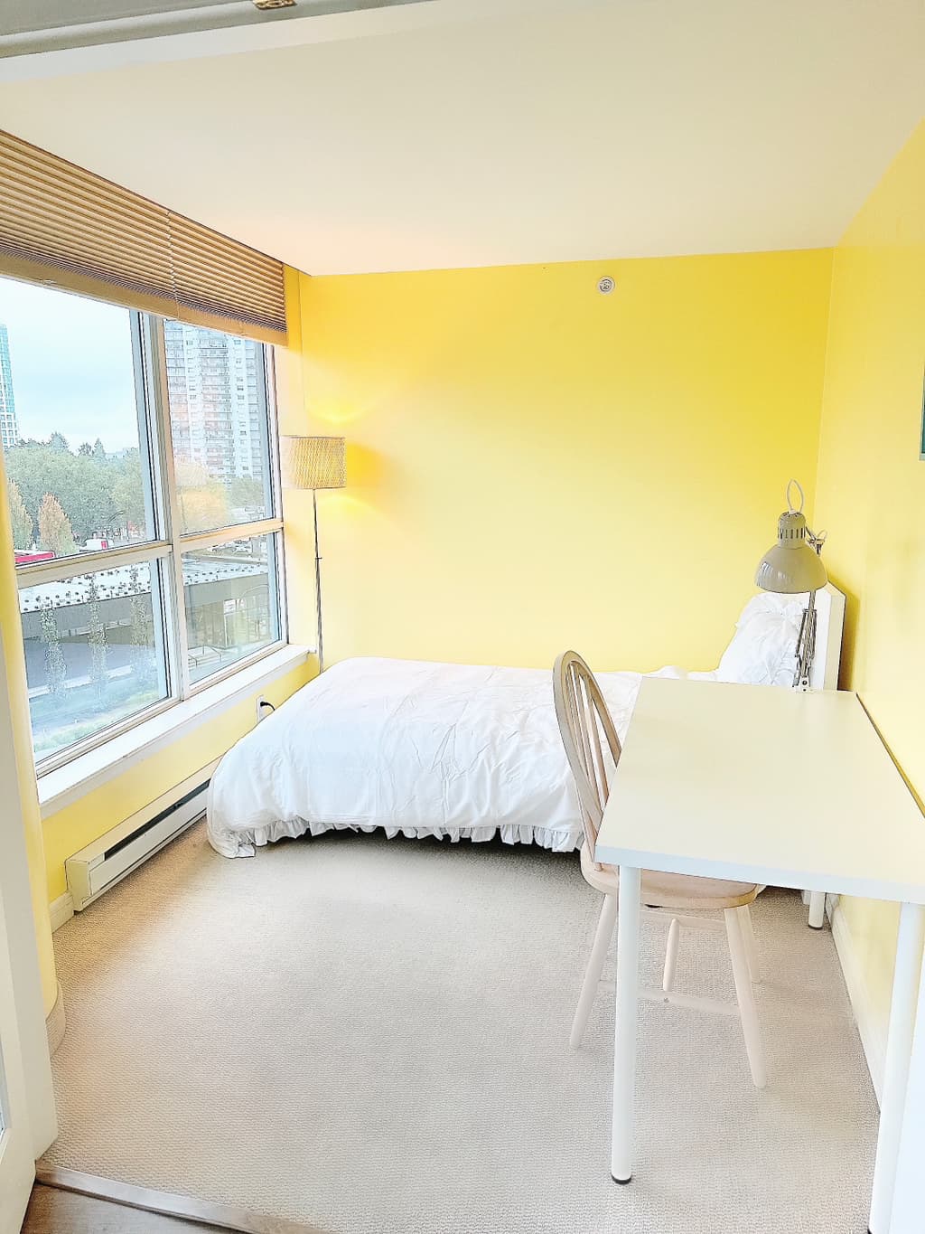 위치 최고 메트로타운 여자 룸메이트 구해요💕 썸네일