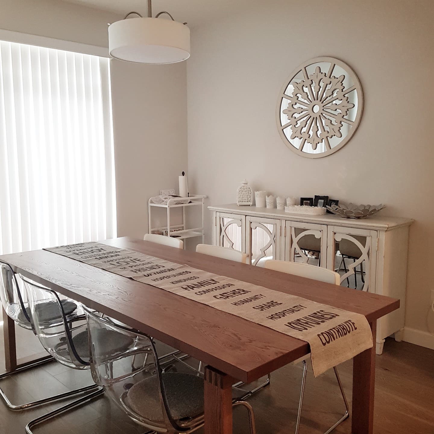 윌로비 타운하우스 3베드 +1멀티룸, 2,5 bath 장기렌트 썸네일