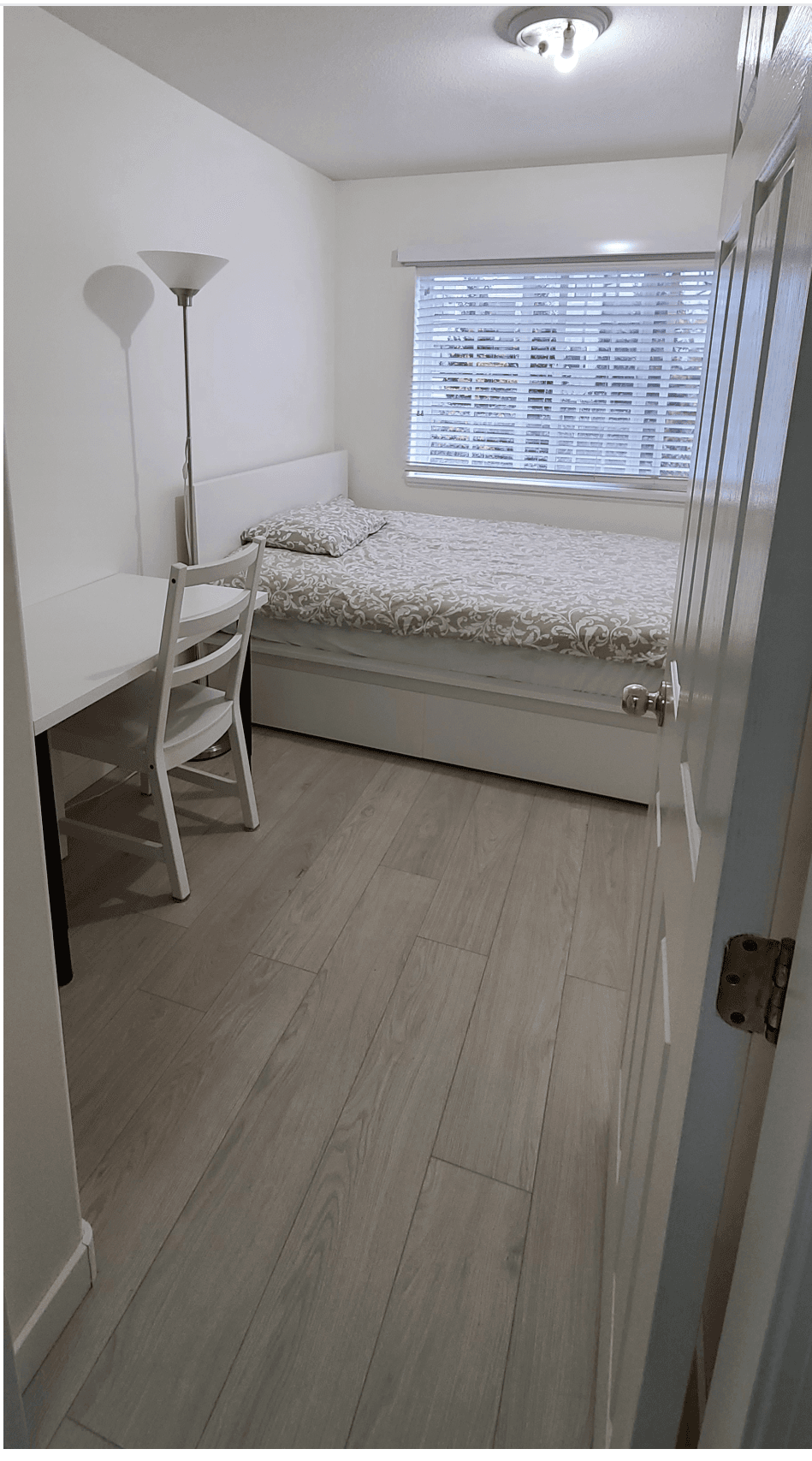한인타운 단기룸렌트 1박 $30부터 (도미토리 아닙니다) 썸네일