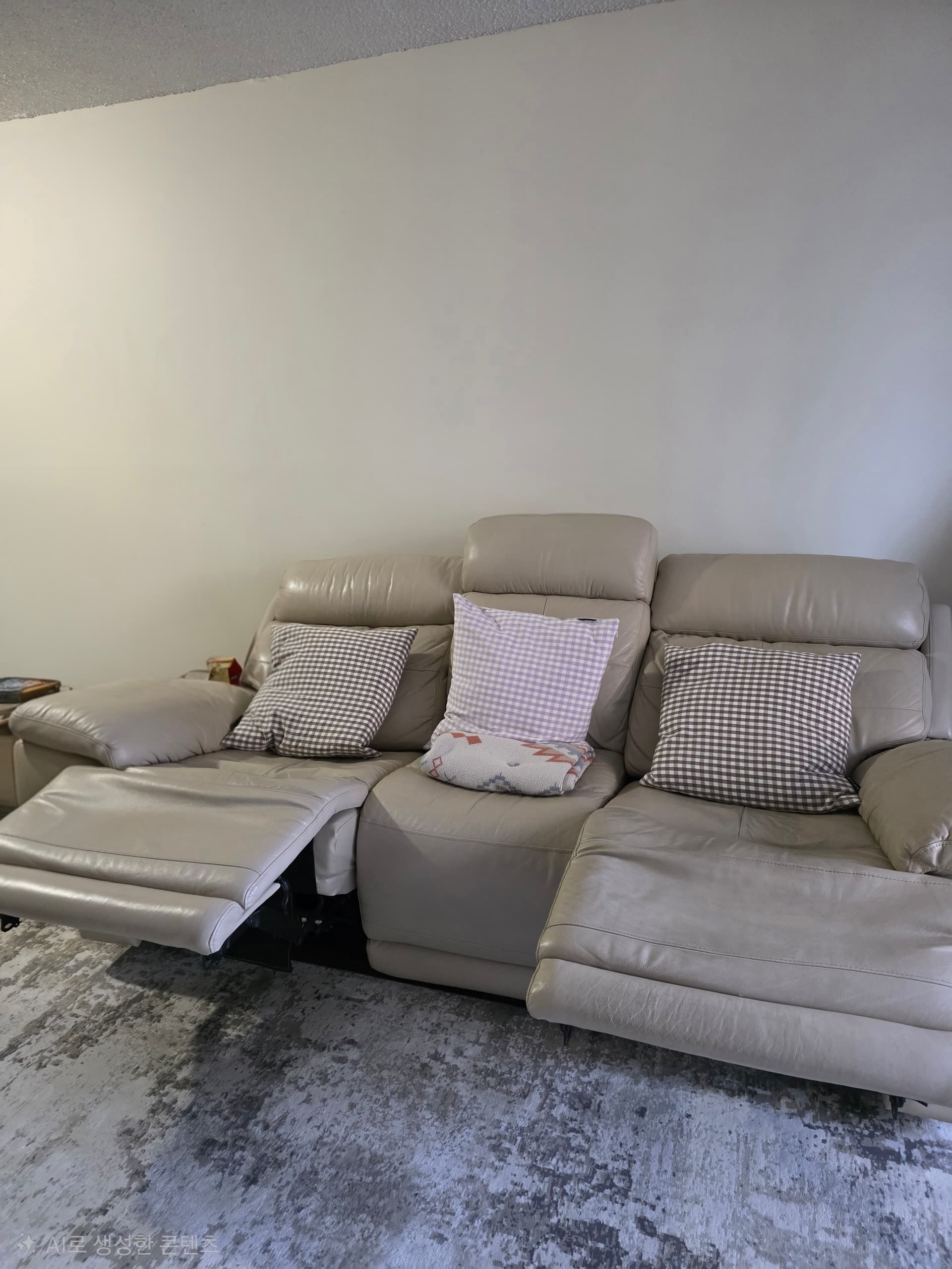 가죽-카우치-팝니다-RC1iy-이미지