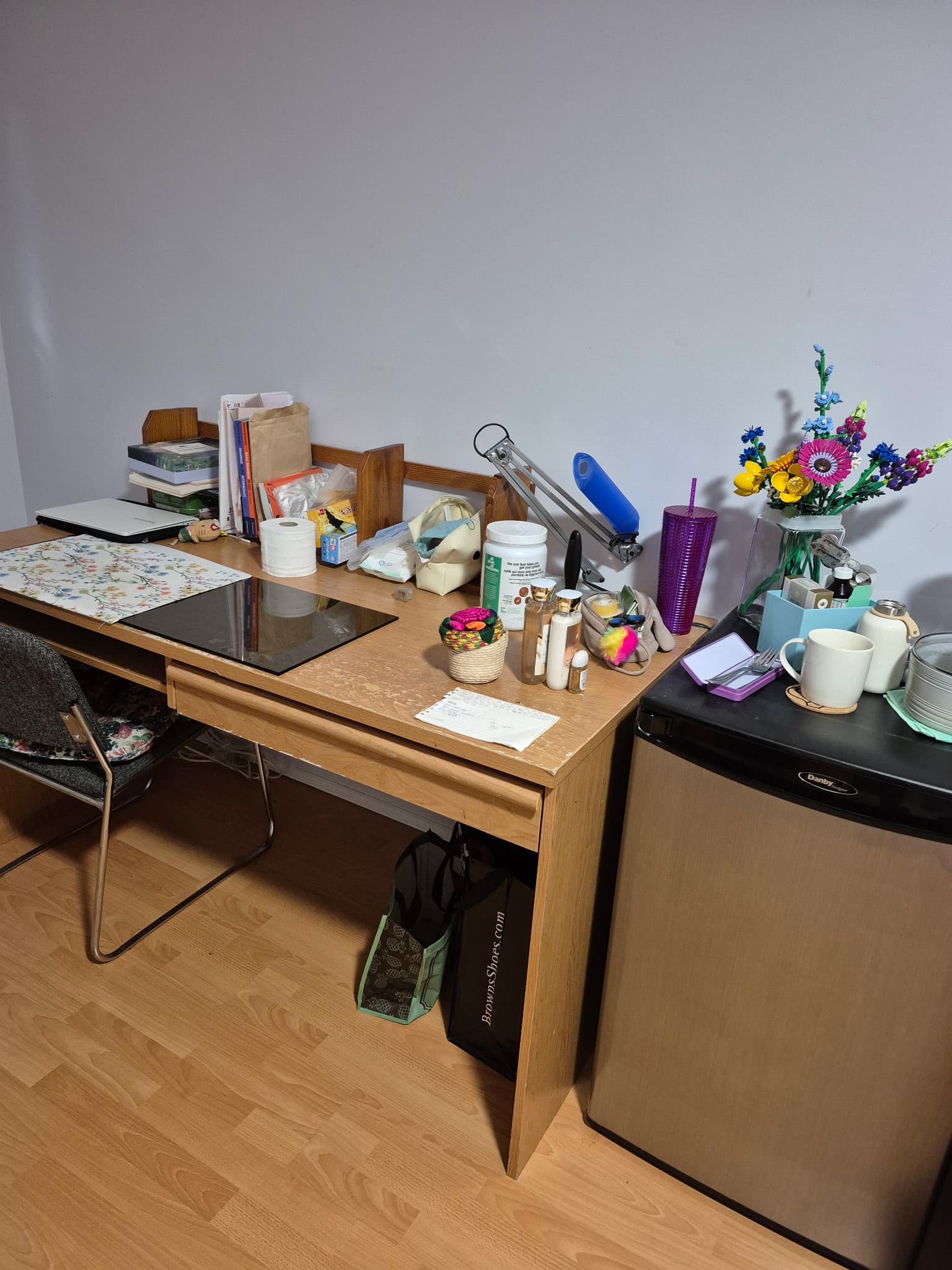 room rent female near Langara college Vancouver 썸네일